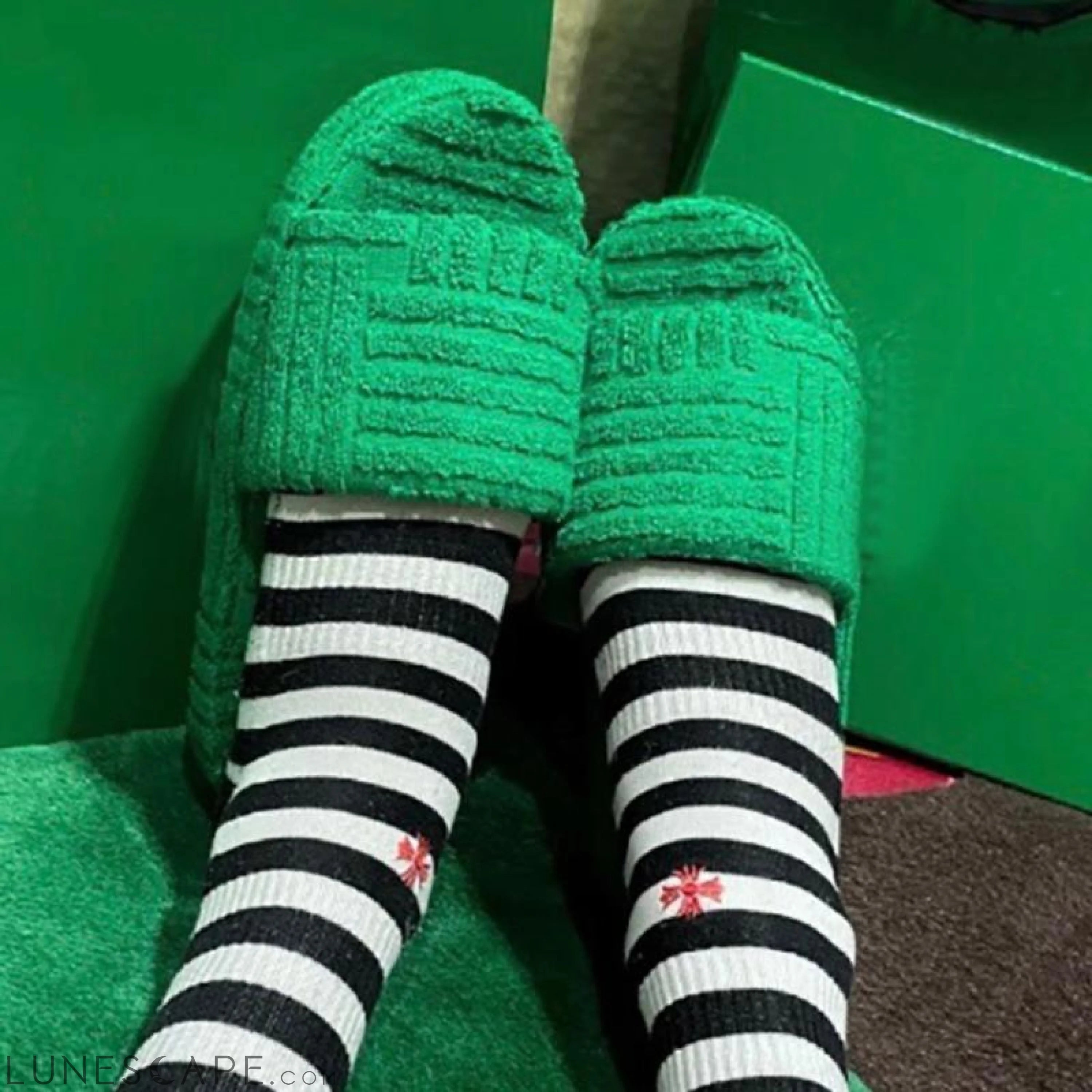 Flat Furry Slippers Women Thick Sole Terrycloth Slippers LUNESCAPE