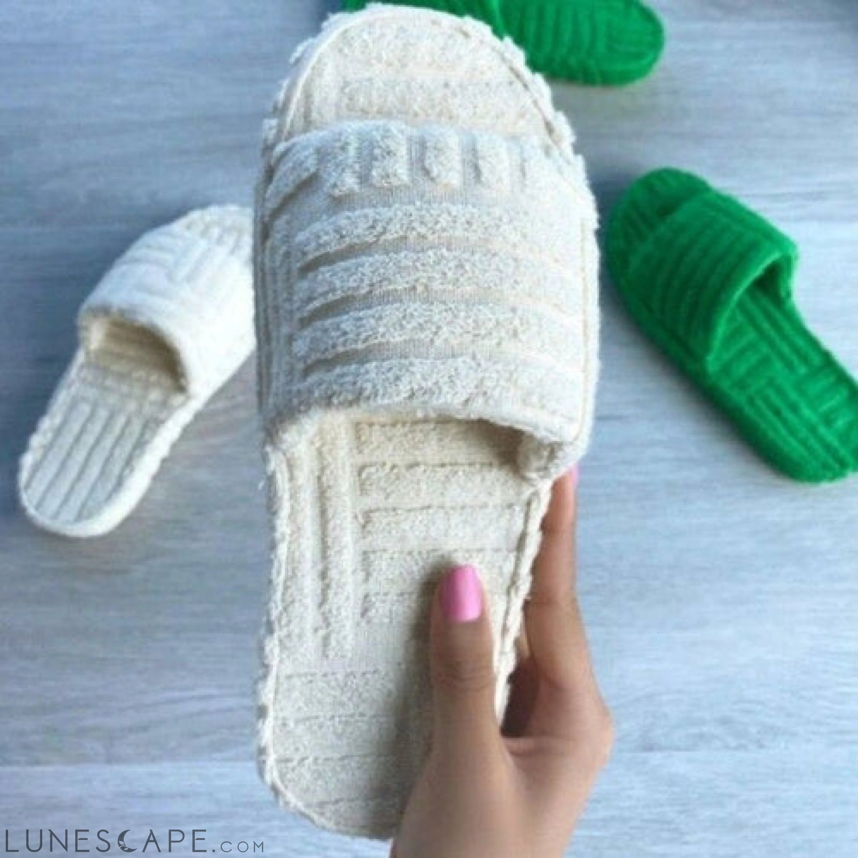 Flat Furry Women Slides Thick Sole Open Toe Terrycloth Slippers Orange LUNESCAPE