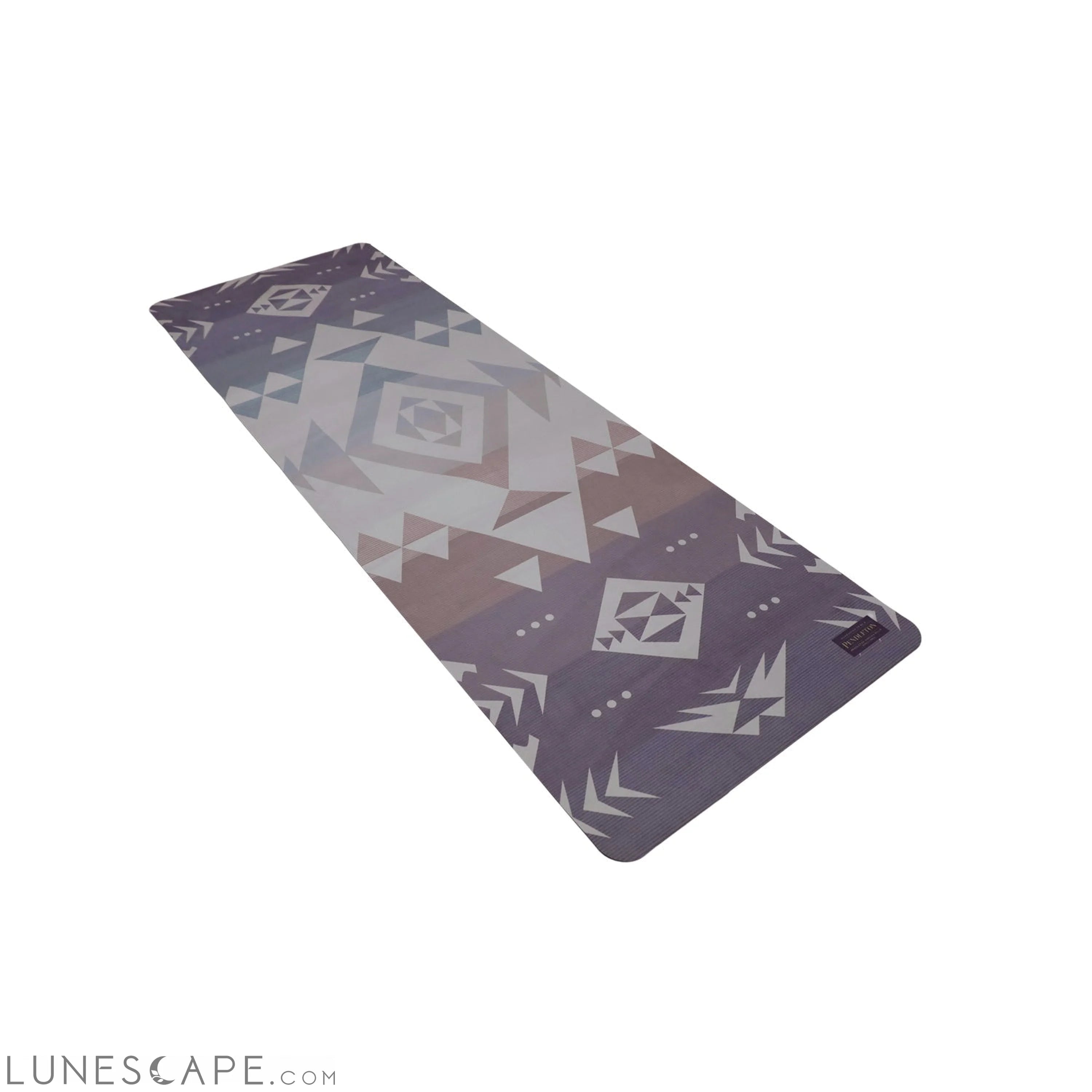 Foldable Suede Yoga Mat Pendleton Agate Beach Travel Mat LUNESCAPE