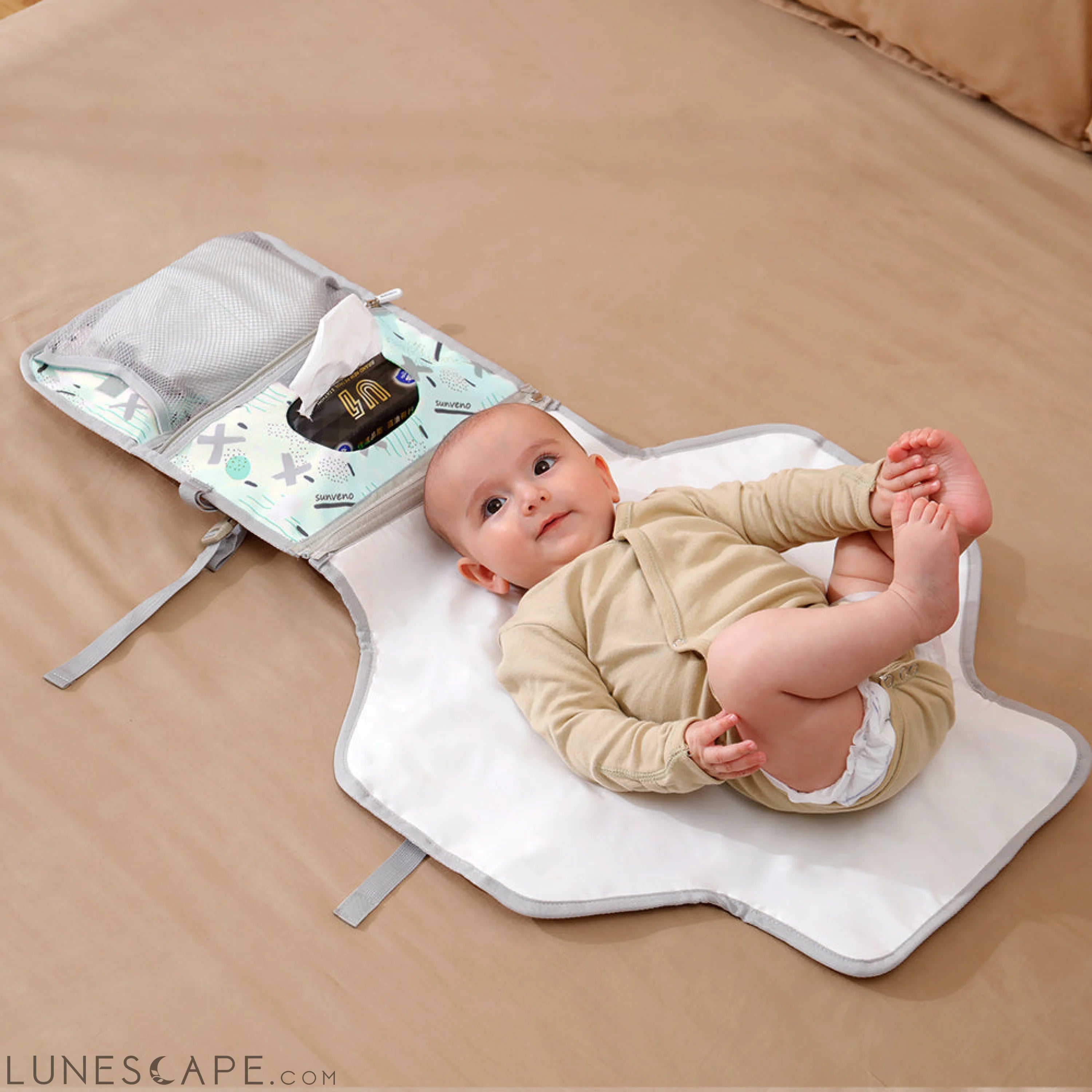 Folding Travel Changing Pad LUNESCAPE