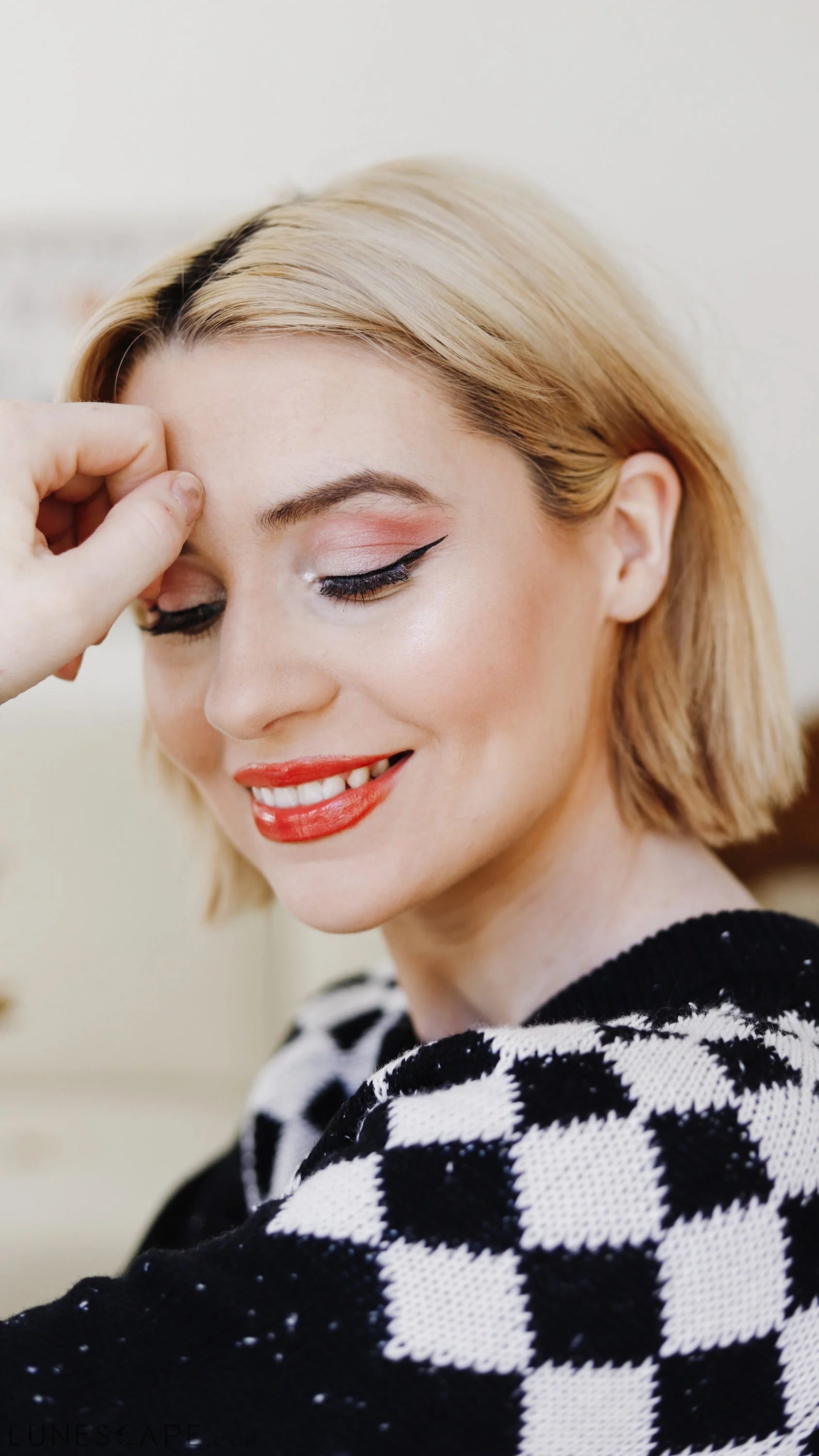 Gem Liquid Eyeliner with a Precision Tip LUNESCAPE