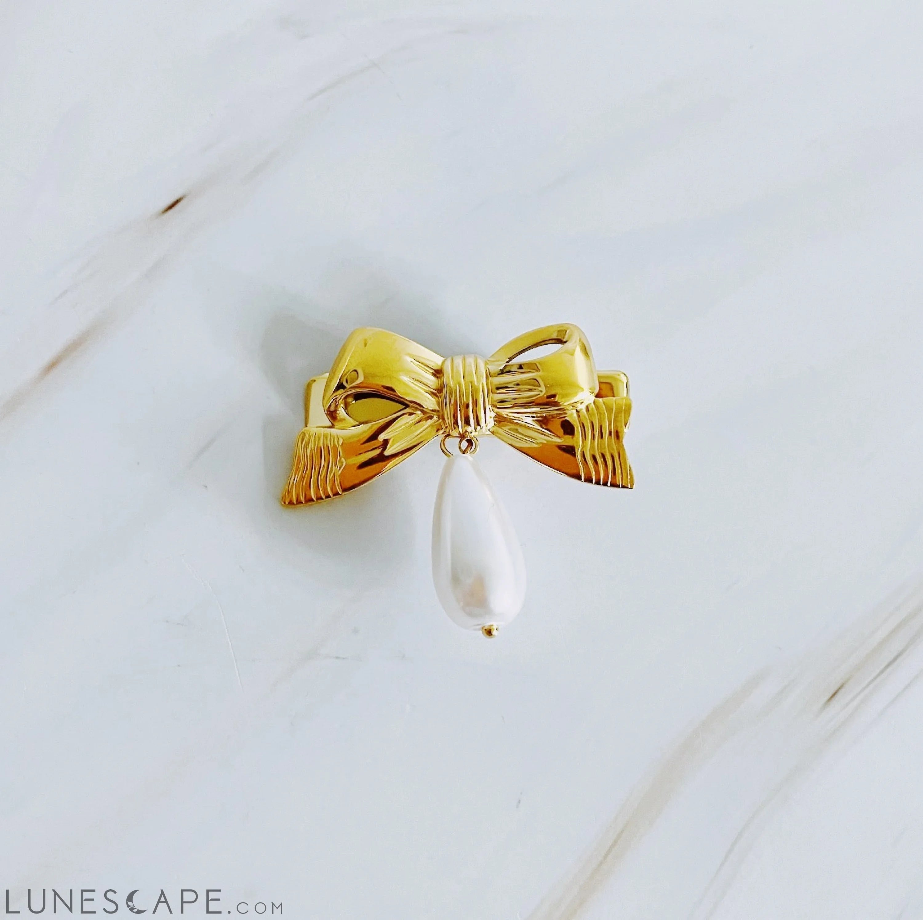 Golden Bow Dangle Pearl Hair Clip LUNESCAPE