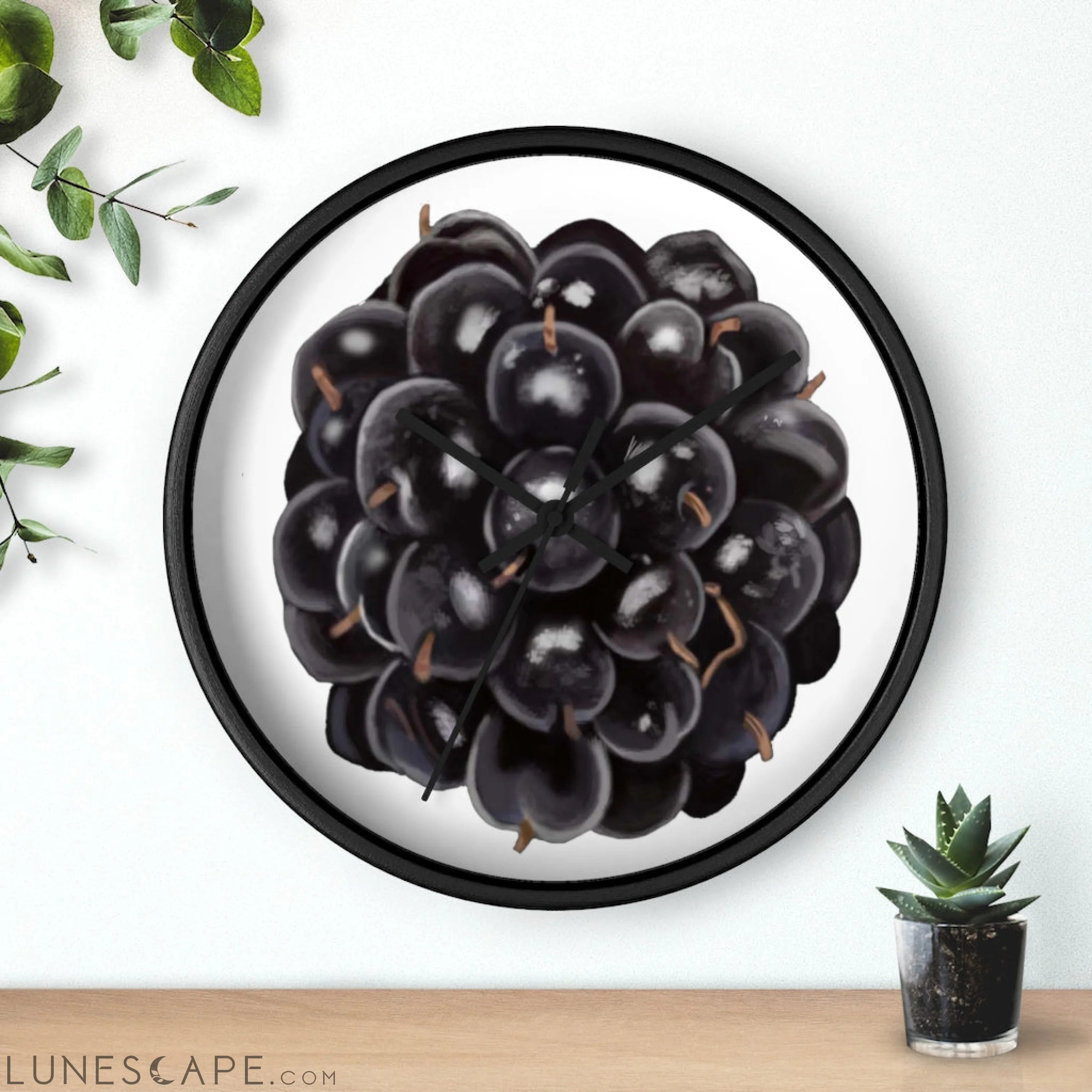 Grape Wall clock LUNESCAPE