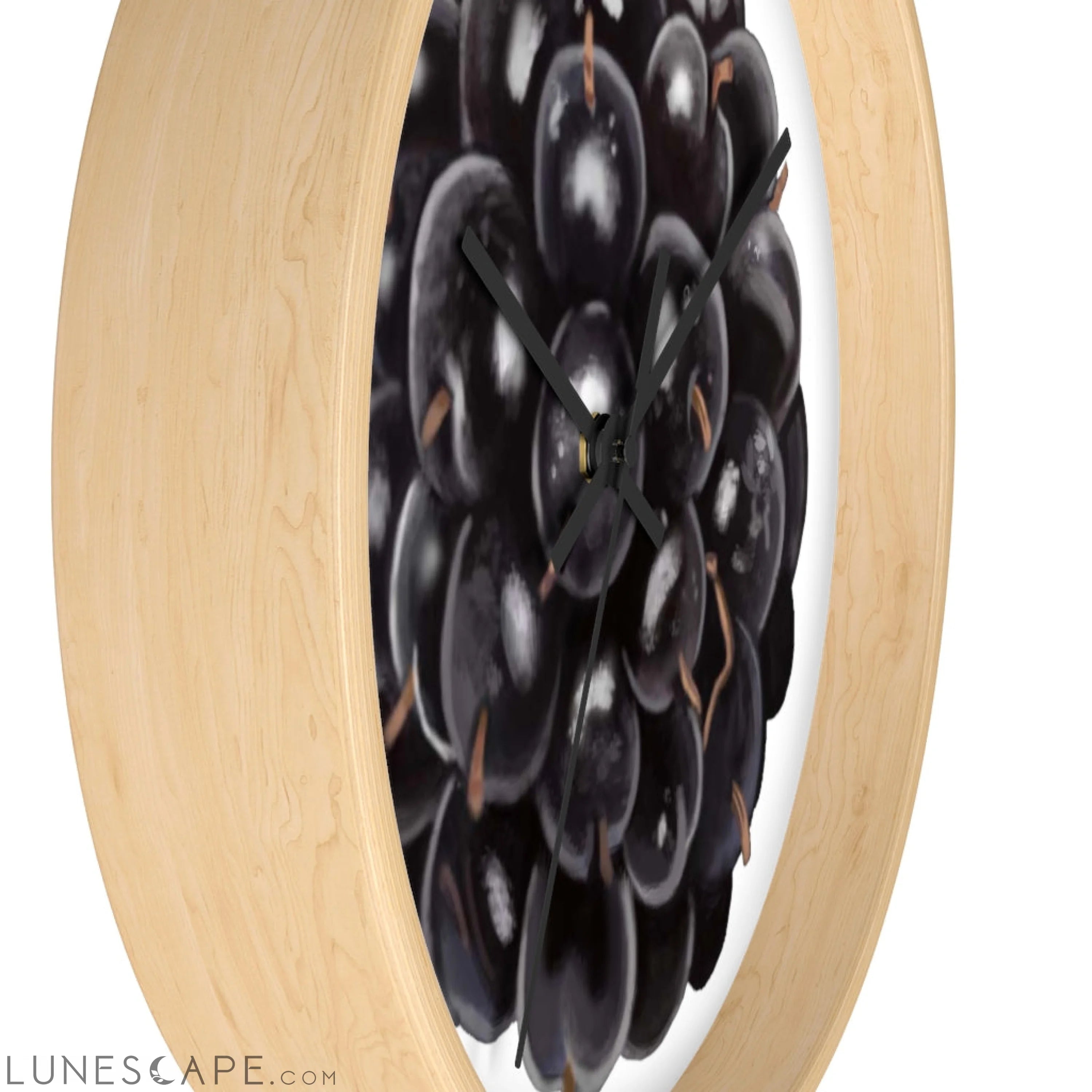 Grape Wall clock LUNESCAPE