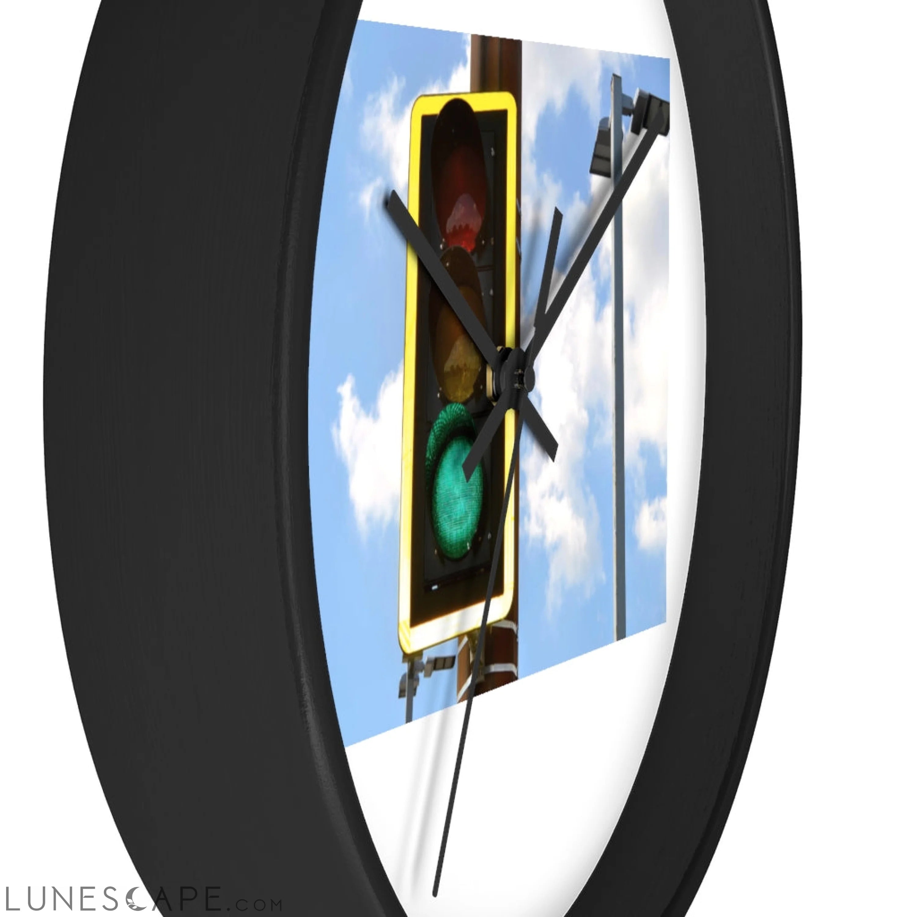 Green Light Wall clock LUNESCAPE