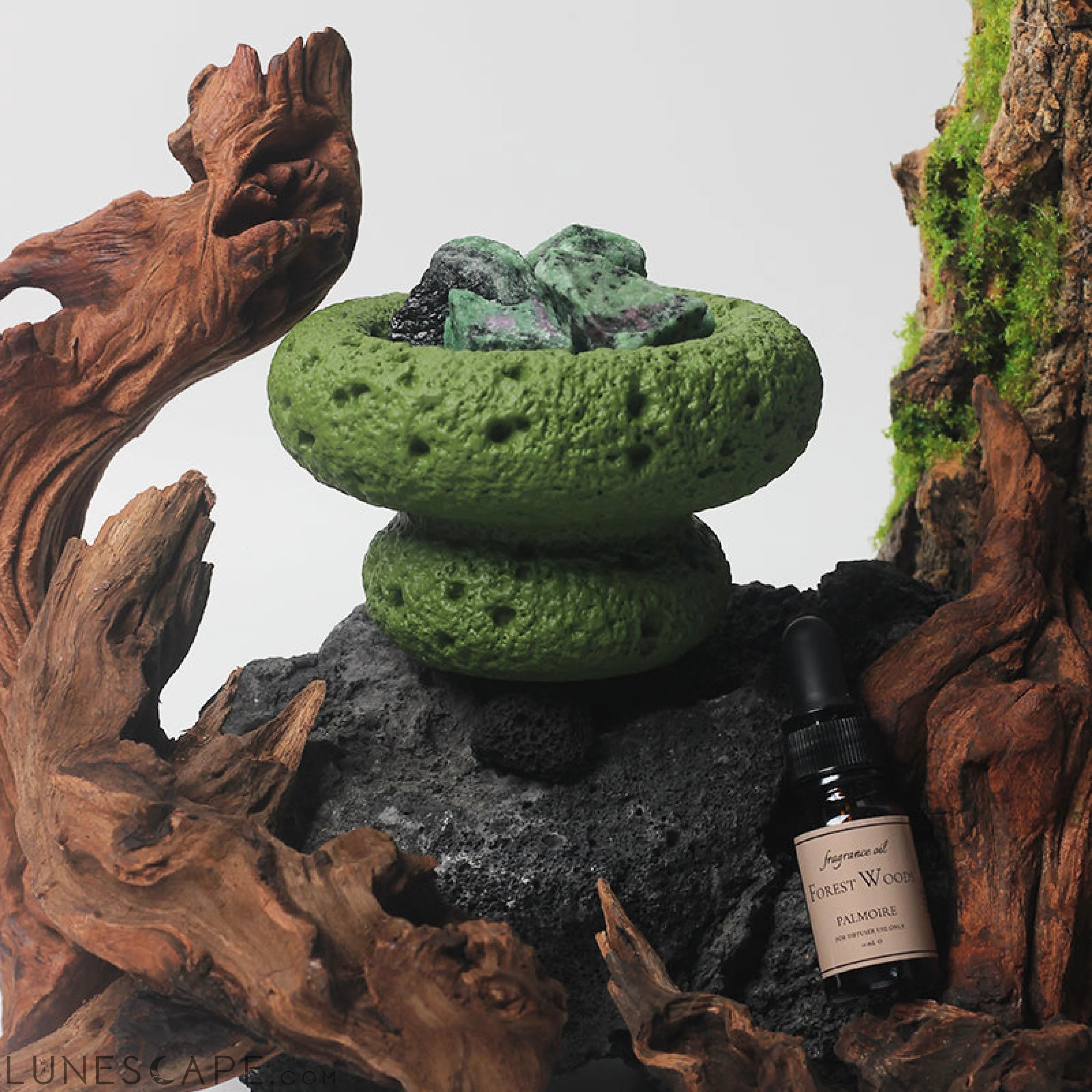 Green Moon Diffuser - Forest Woods LUNESCAPE