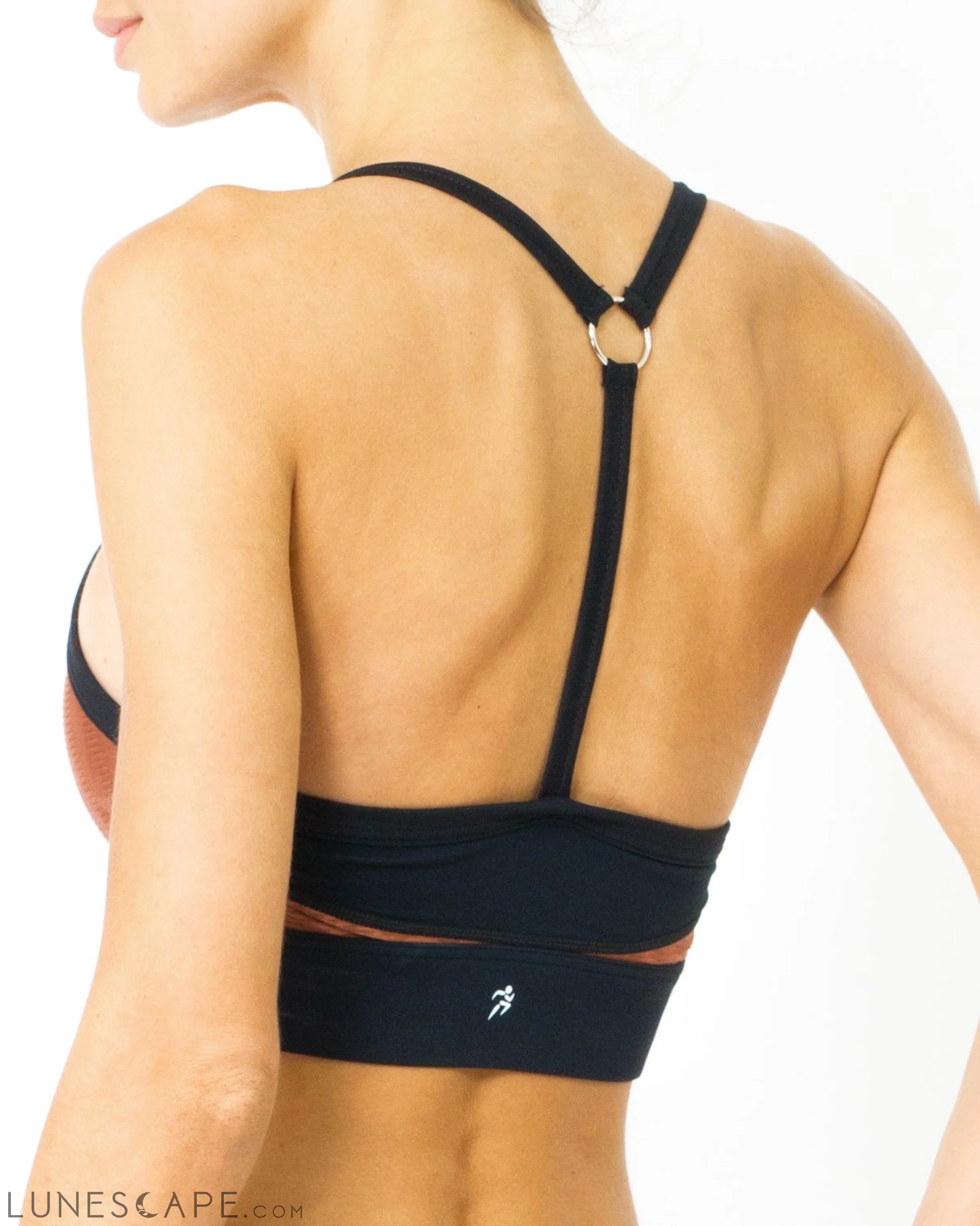 Halston Sports Bra LUNESCAPE