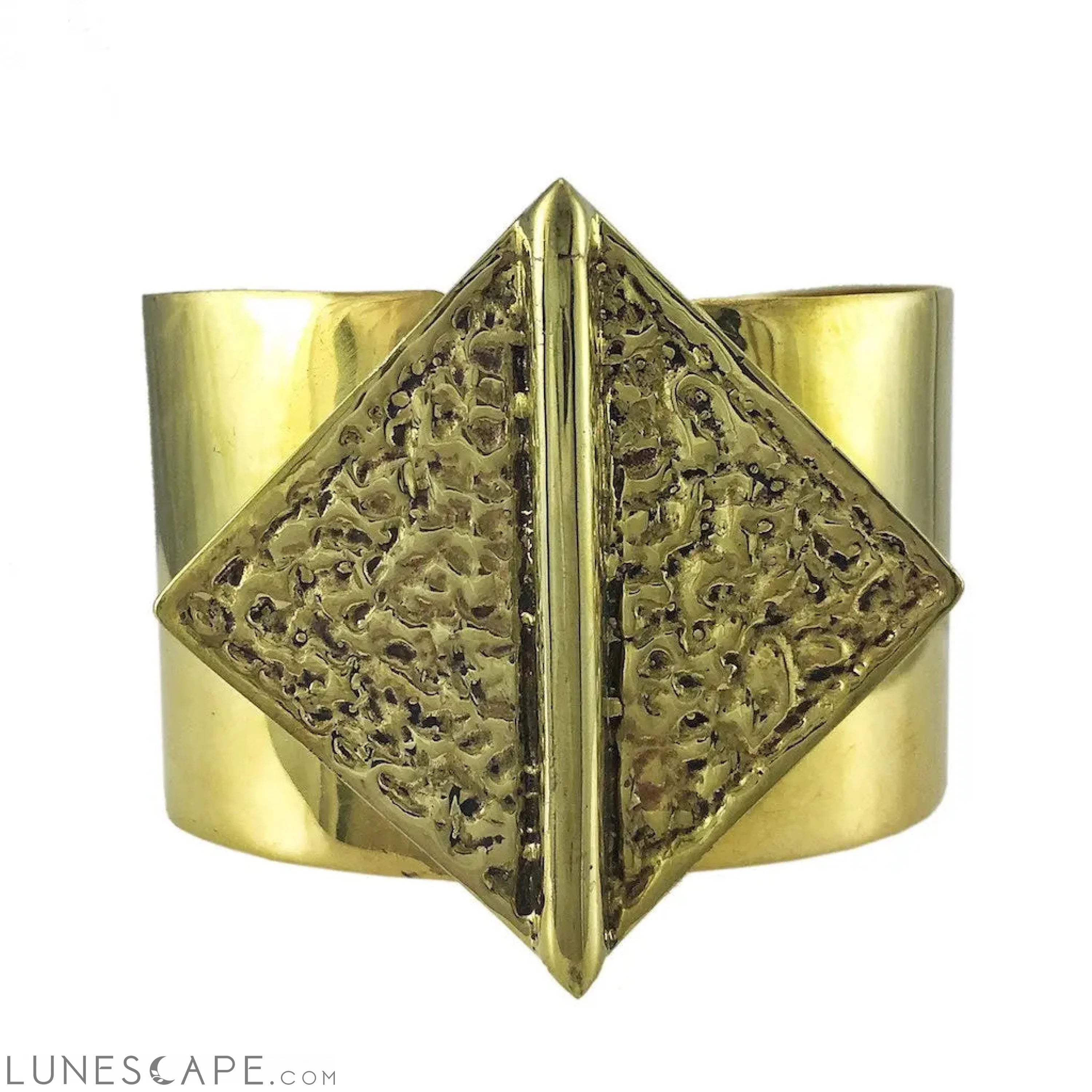 Hammered Bombshell Cuff LUNESCAPE