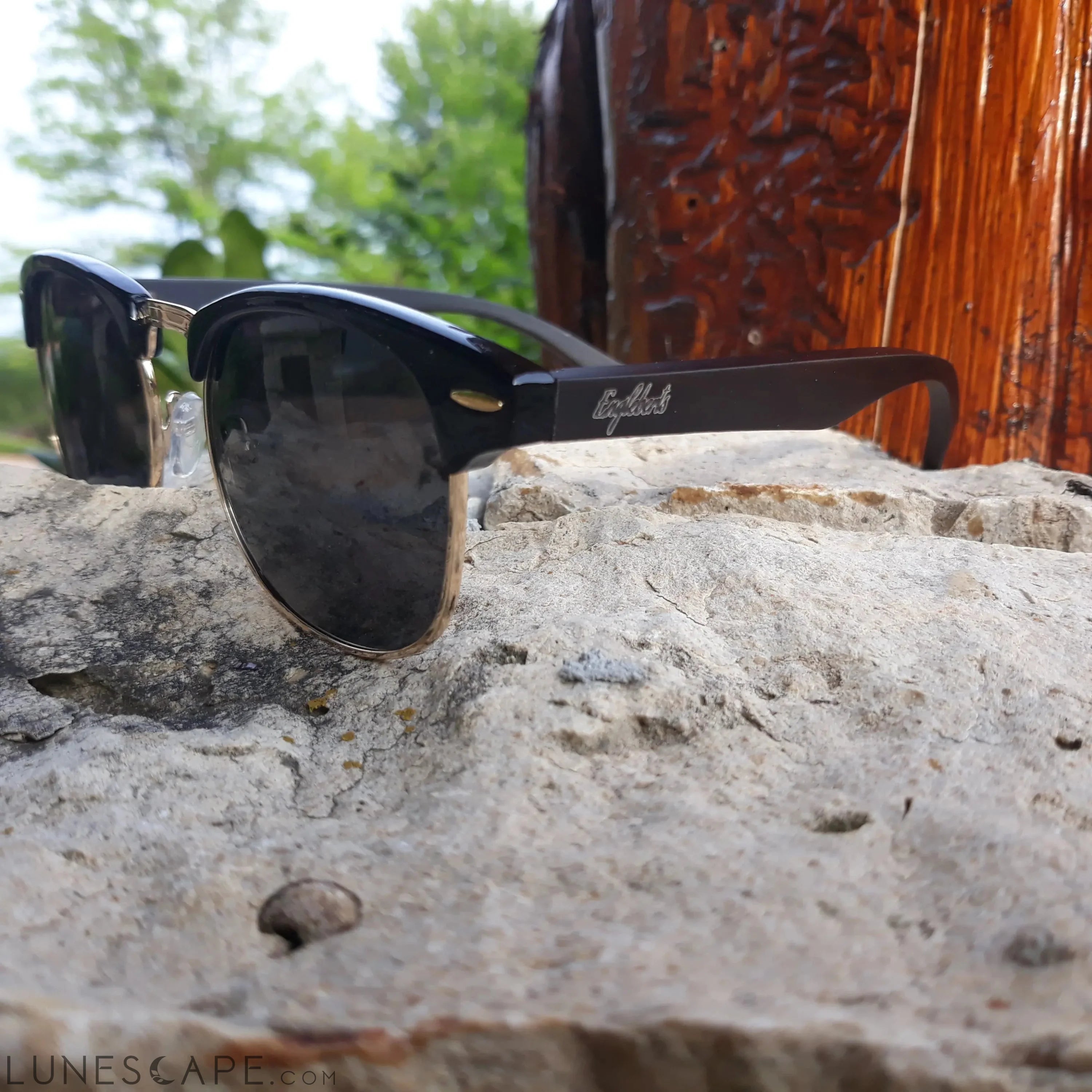 Handcrafted Bamboo Sunglasses - Midnight Black LUNESCAPE