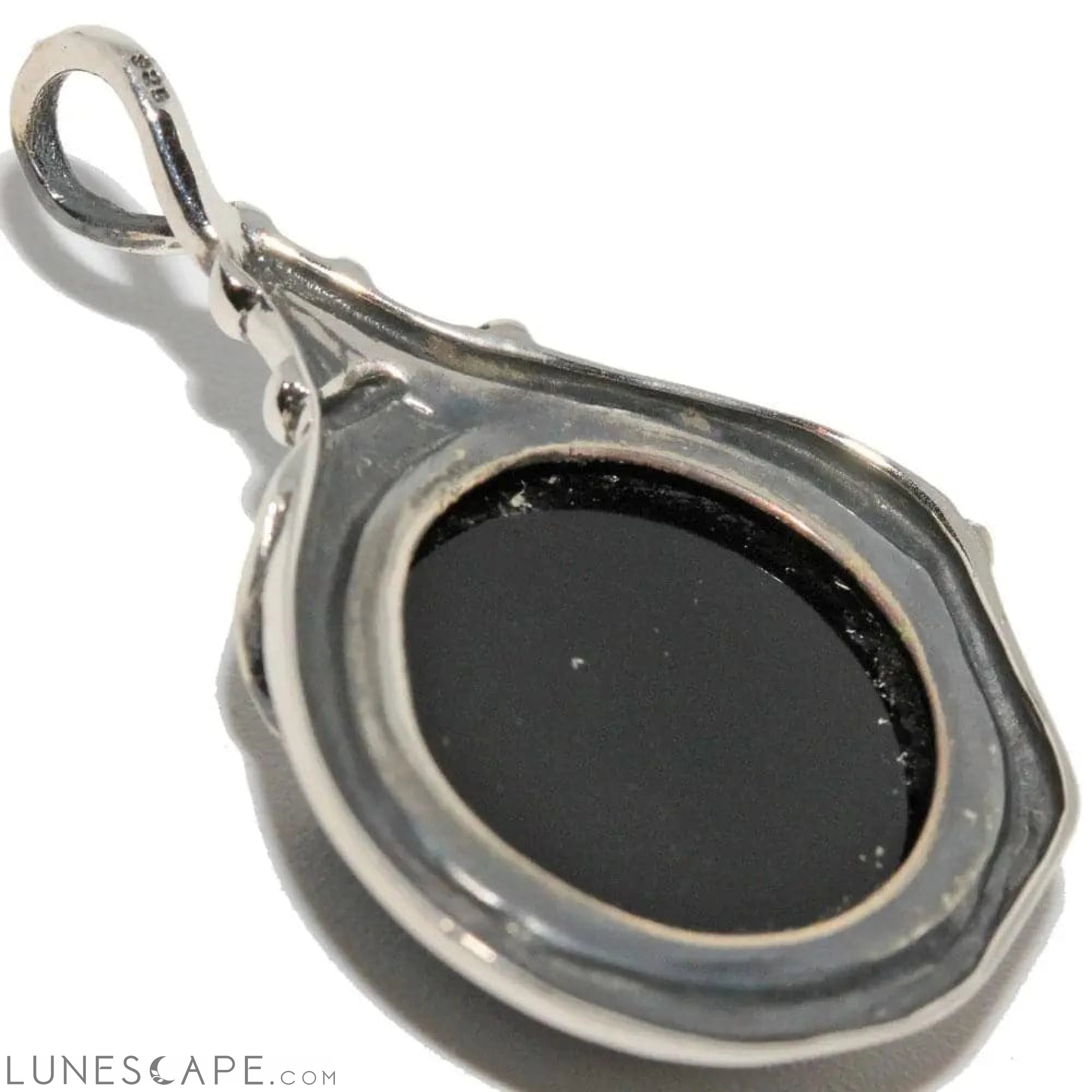 Handcrafted Black Agate Pendant LUNESCAPE