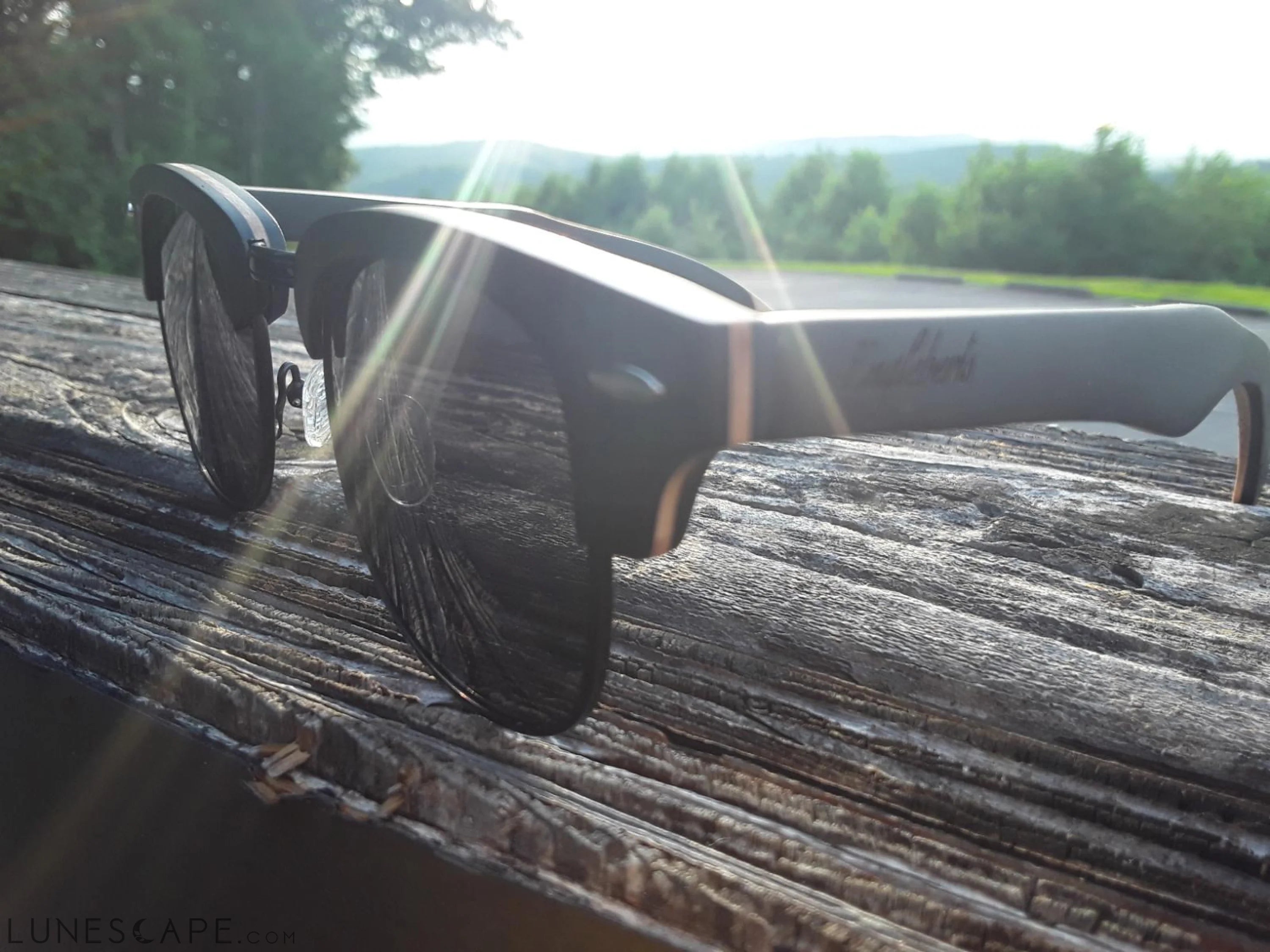 Handcrafted Skateboard Wood Sunglasses LUNESCAPE