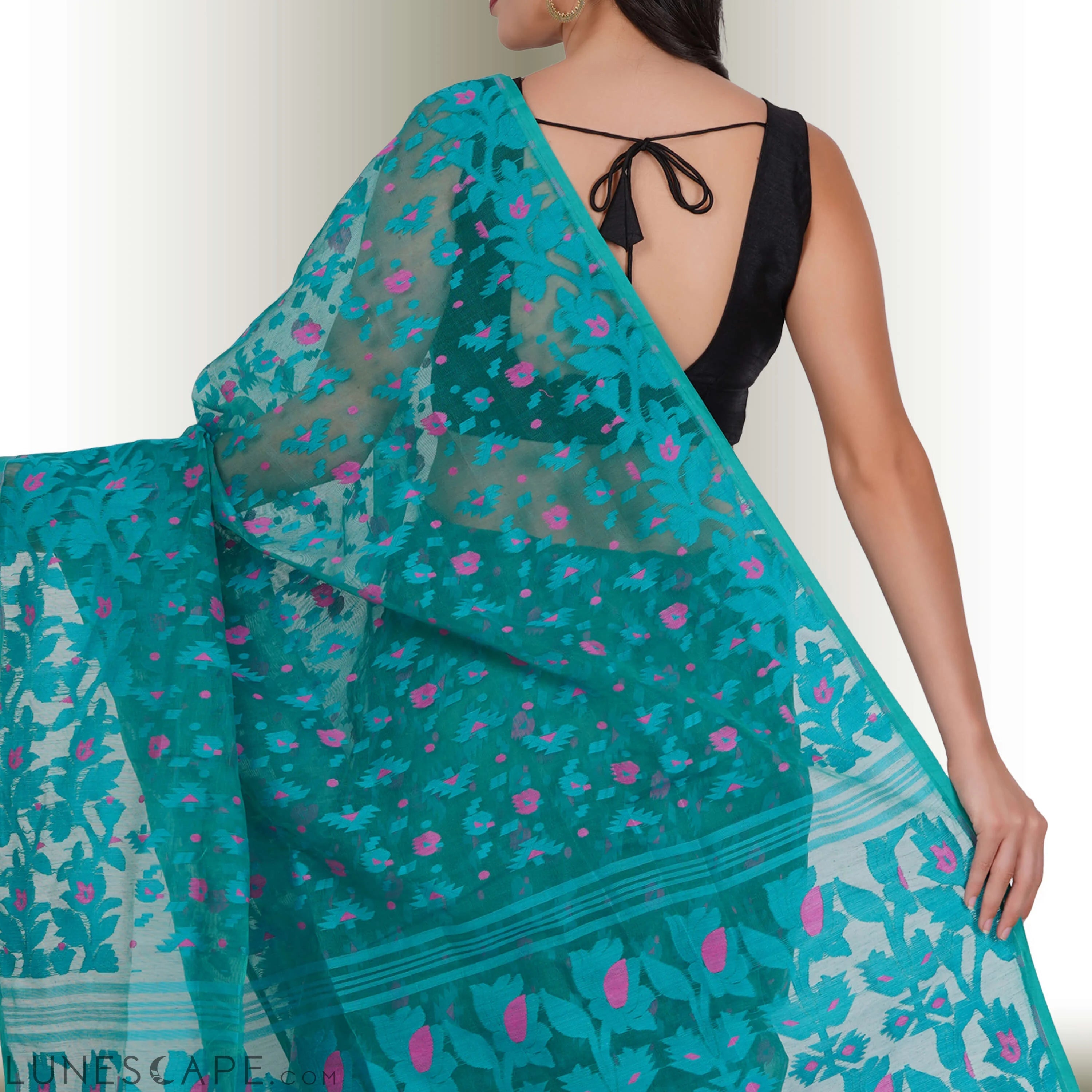 Handmade Jamdani Cotton Sarees LUNESCAPE
