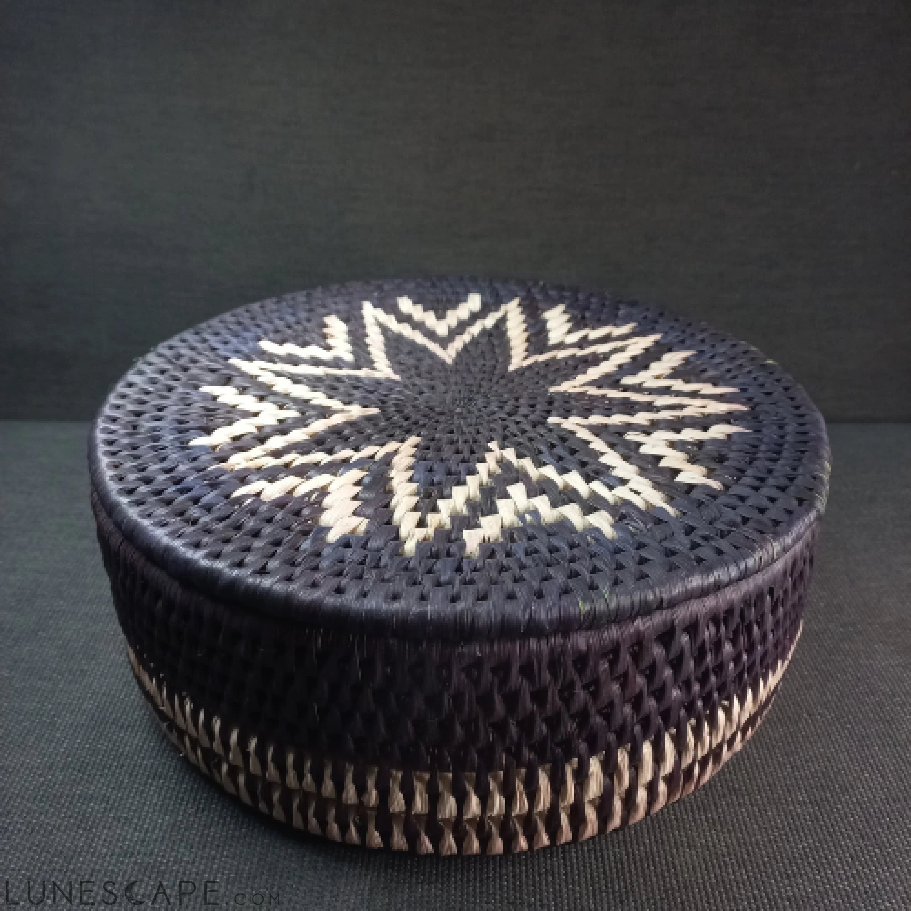 Handwoven Hotpot Black & Ash White Decor Basket Date Palm Leaves LUNESCAPE