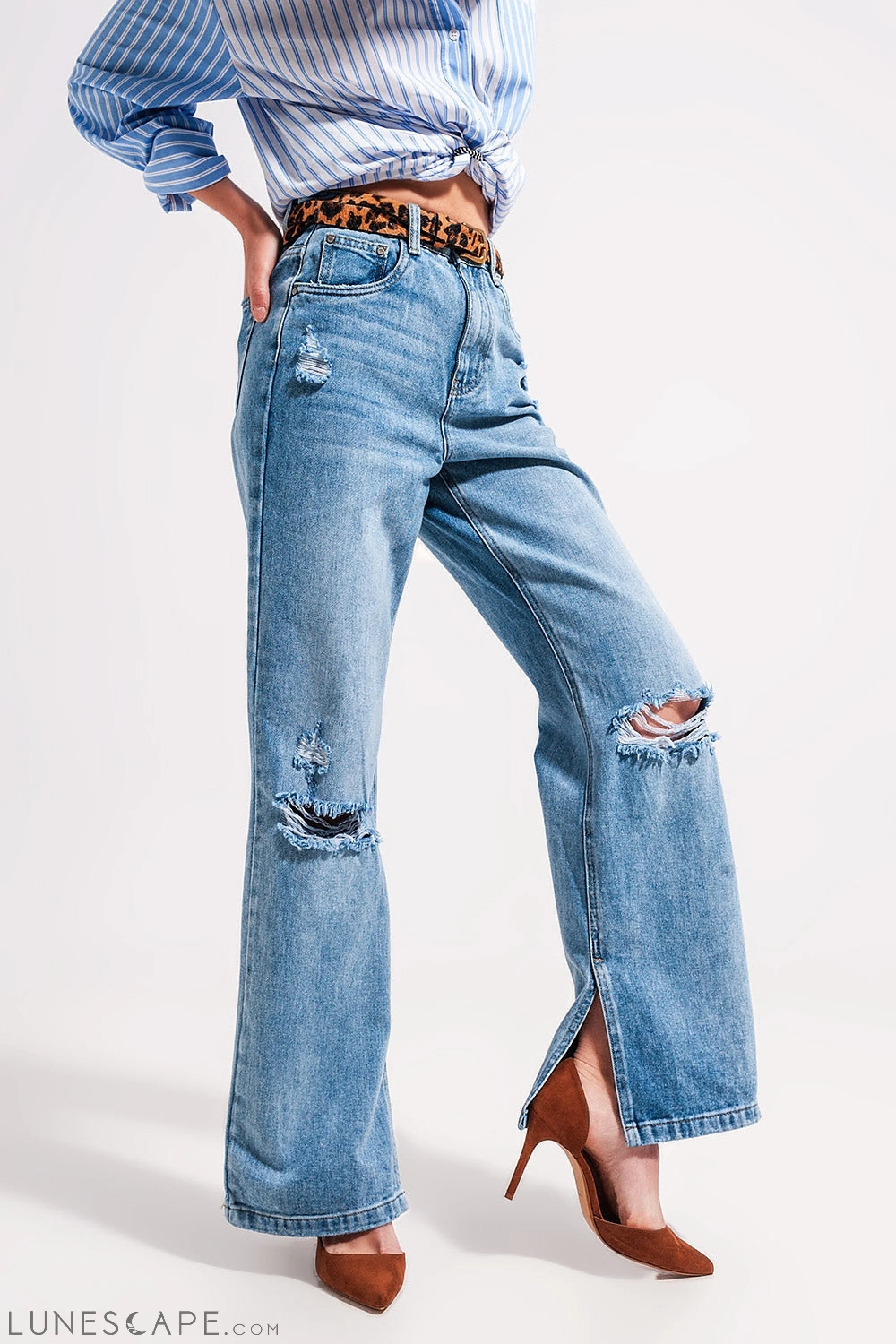 High Waist Jeans With Split Hem in Vintage Wash LUNESCAPE