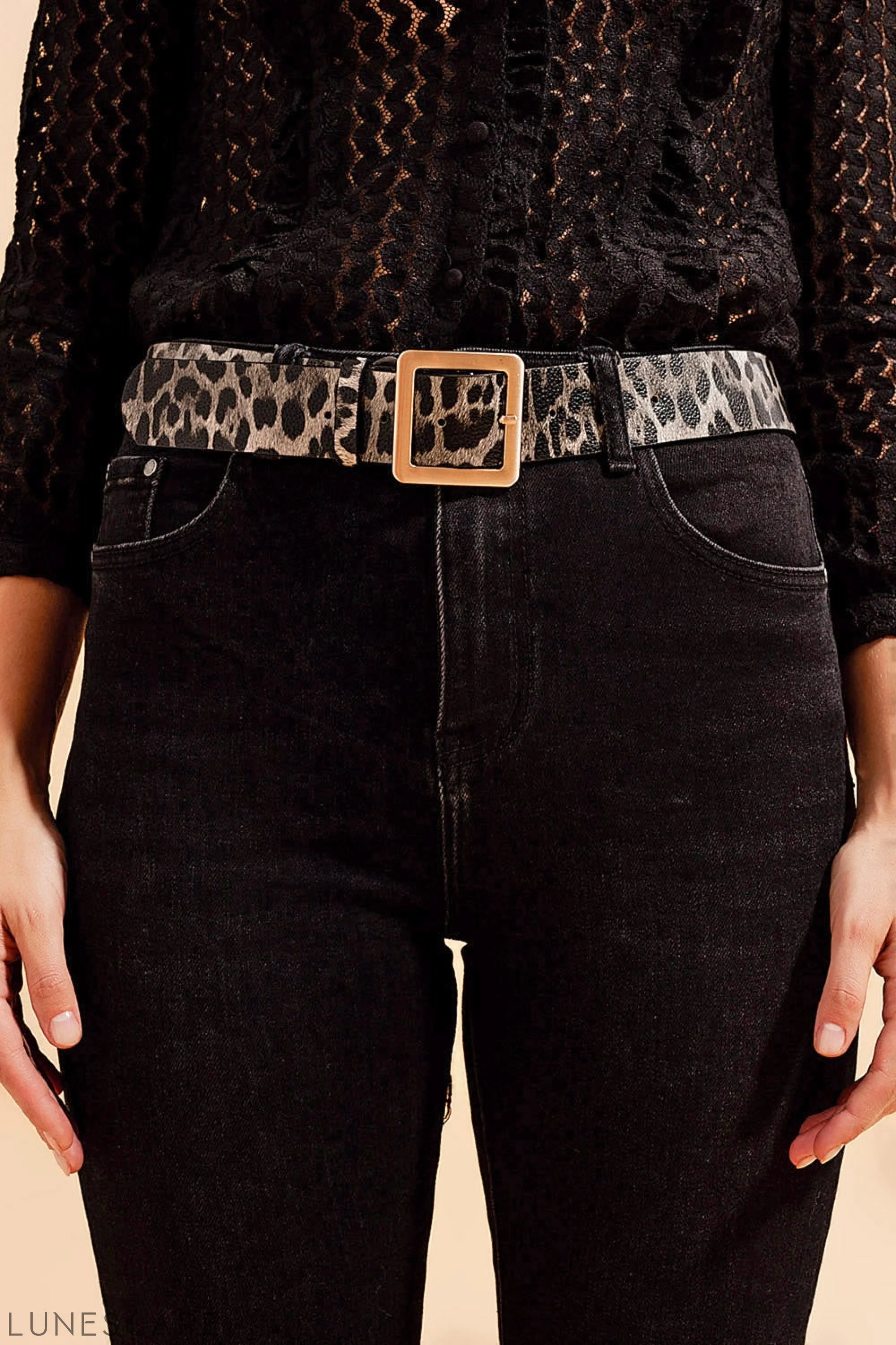 High Waisted Flare Jeans in Black LUNESCAPE