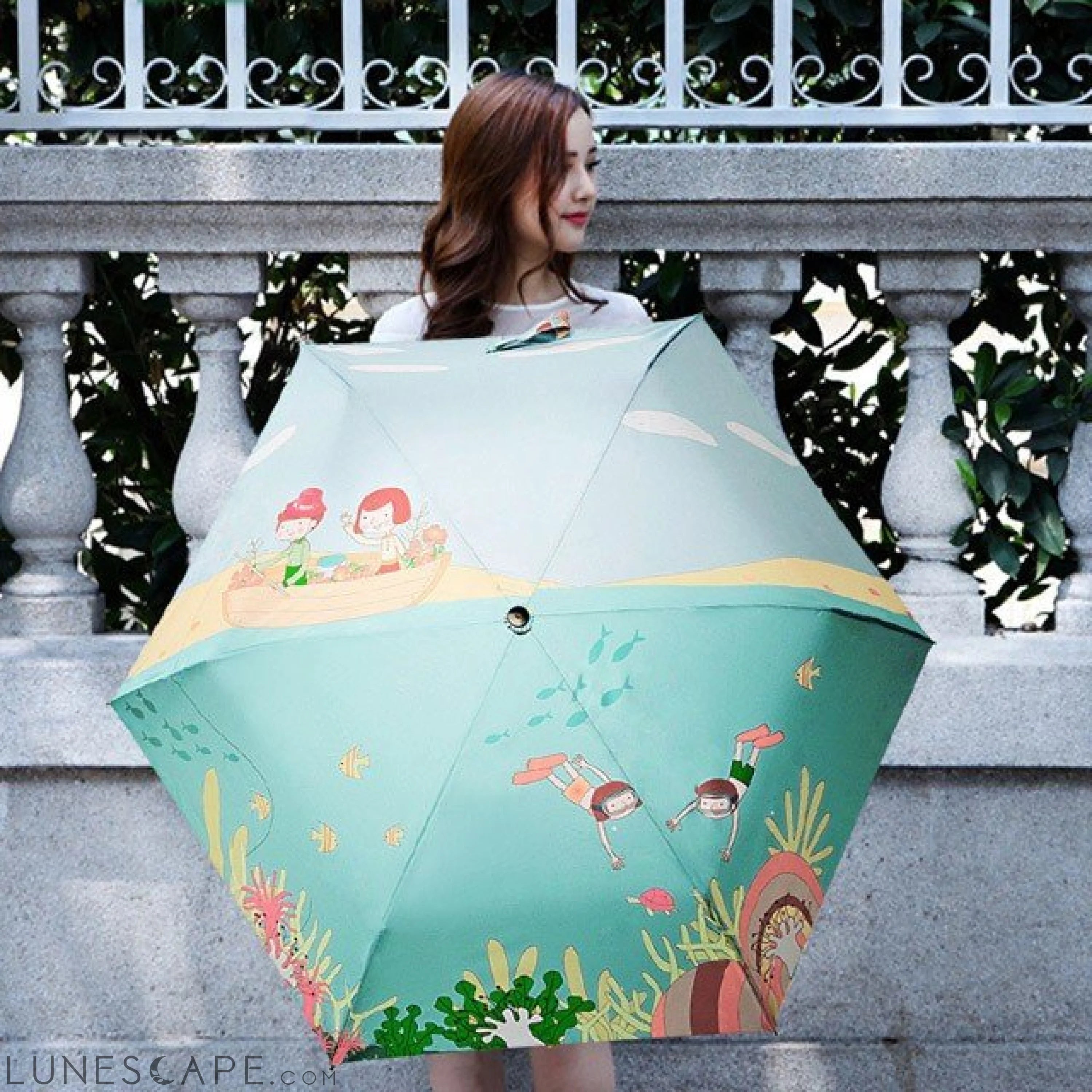 Holiday Time Sunny Umbrella LUNESCAPE