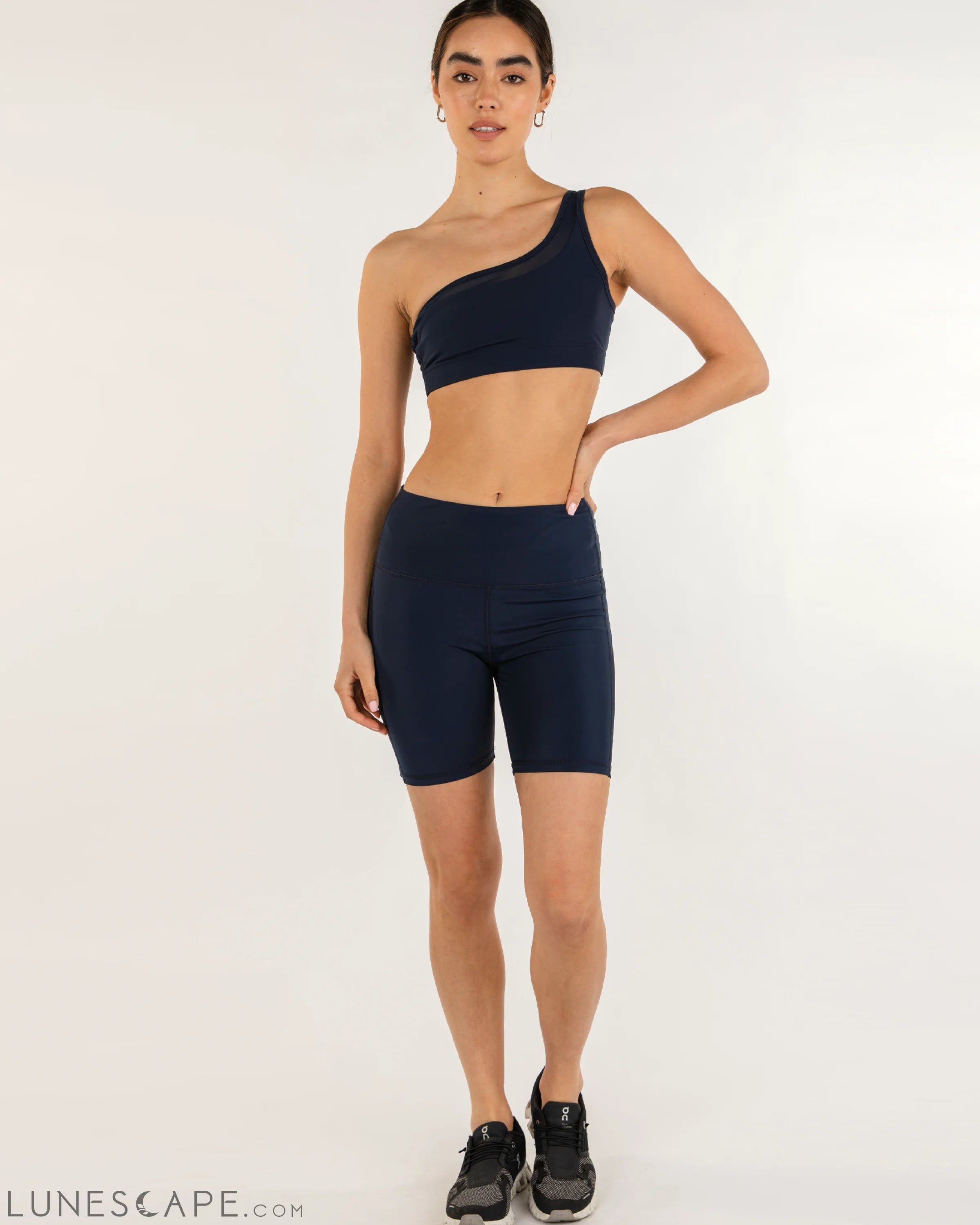 Incline Silkiflex™ Biker Short High Waist 6" LUNESCAPE