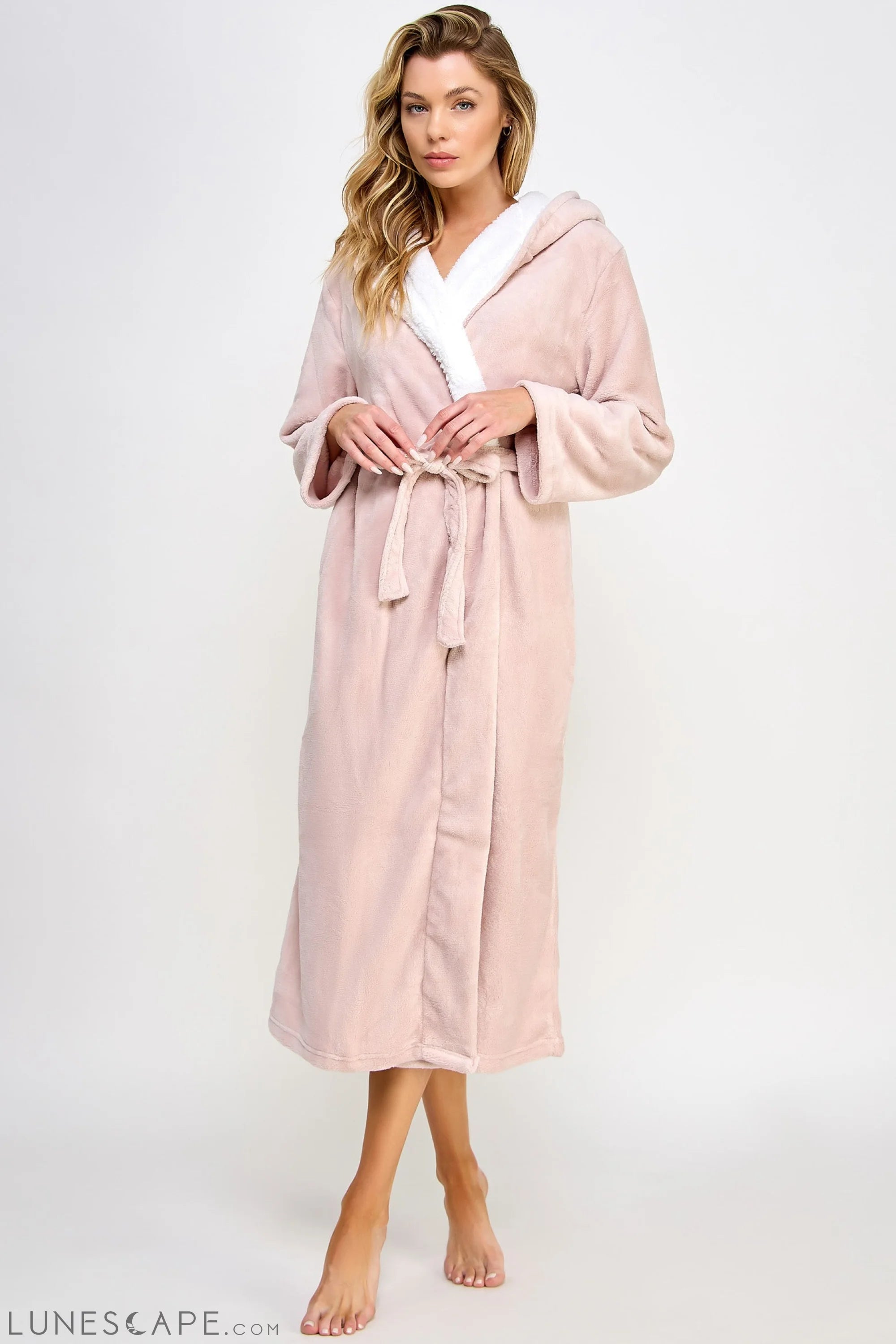 Janette Robe LUNESCAPE