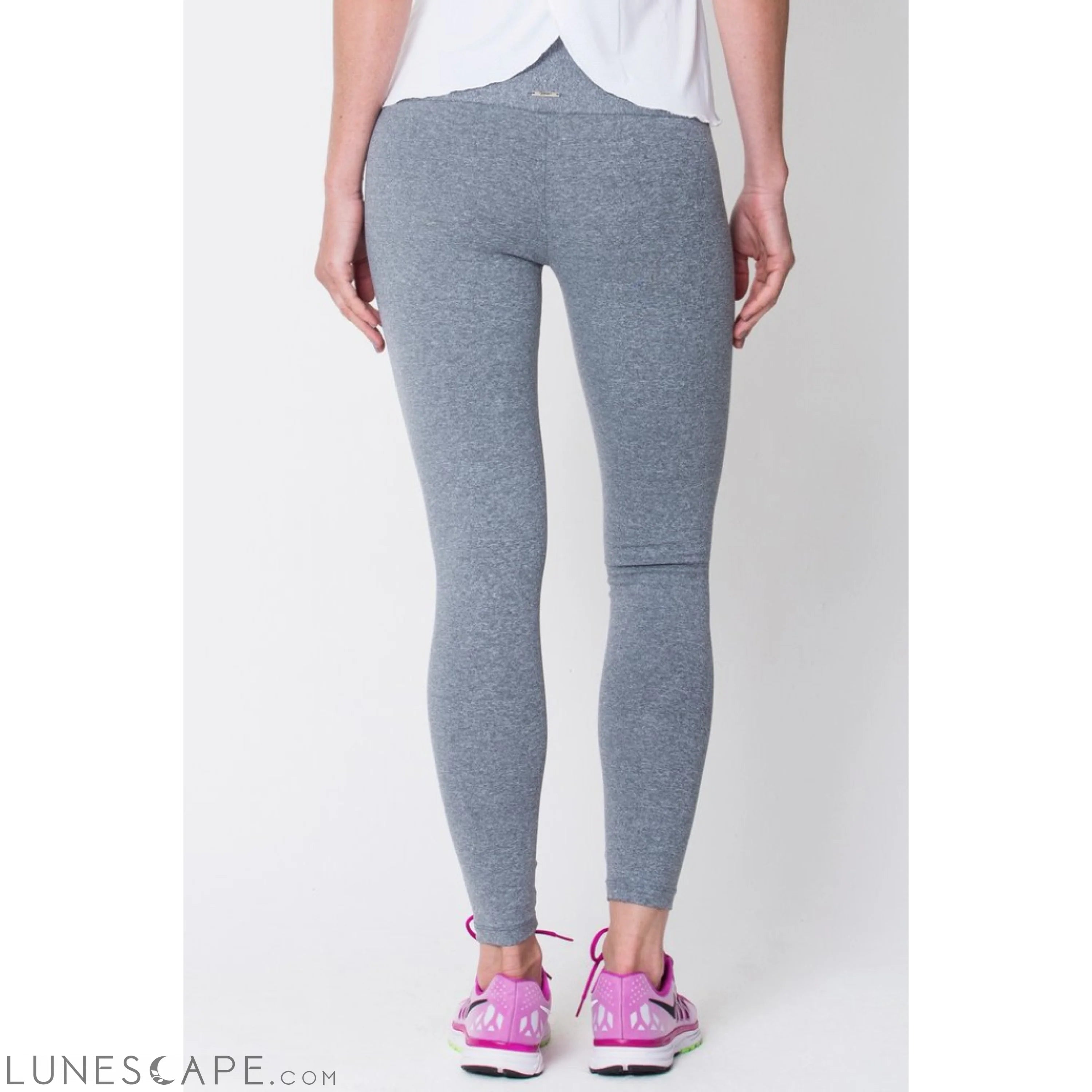 Janina Compression Leggings LUNESCAPE