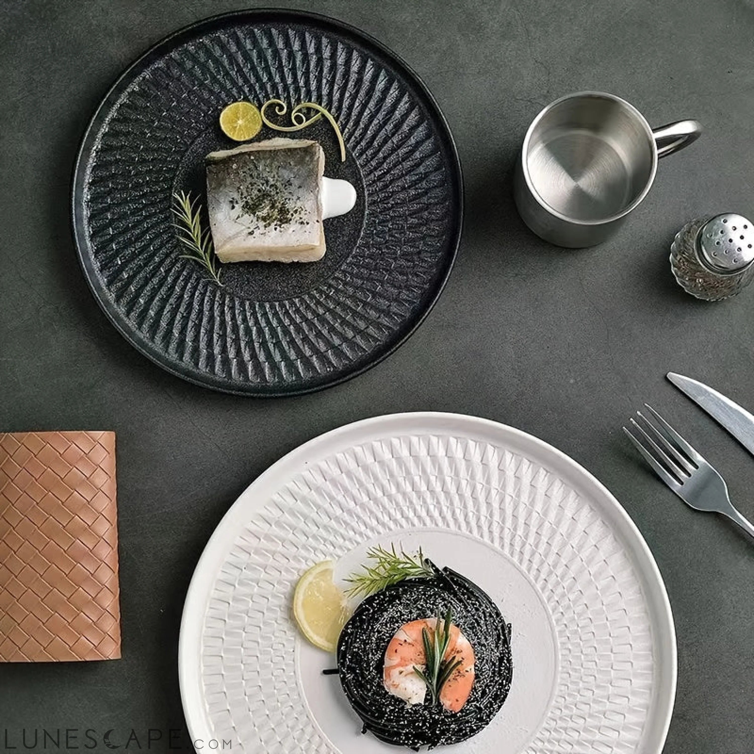 JapaneseInspired Ceramic Dinner Plate  Perfect for Any Meal LUNESCAPE