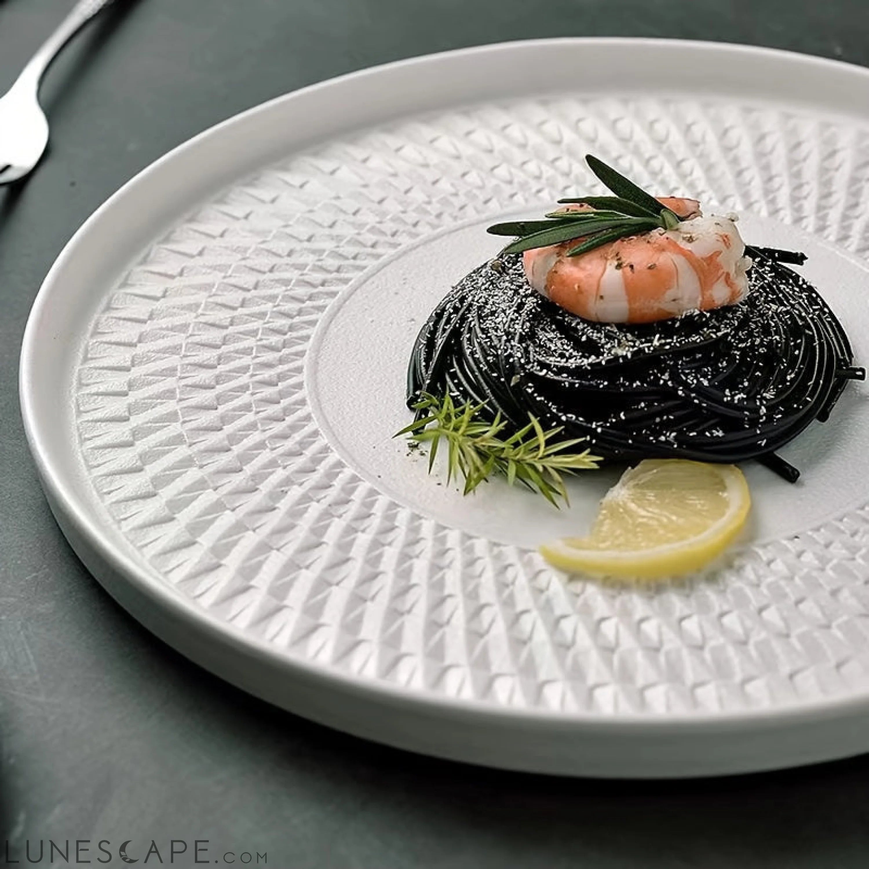 JapaneseInspired Ceramic Dinner Plate  Perfect for Any Meal LUNESCAPE