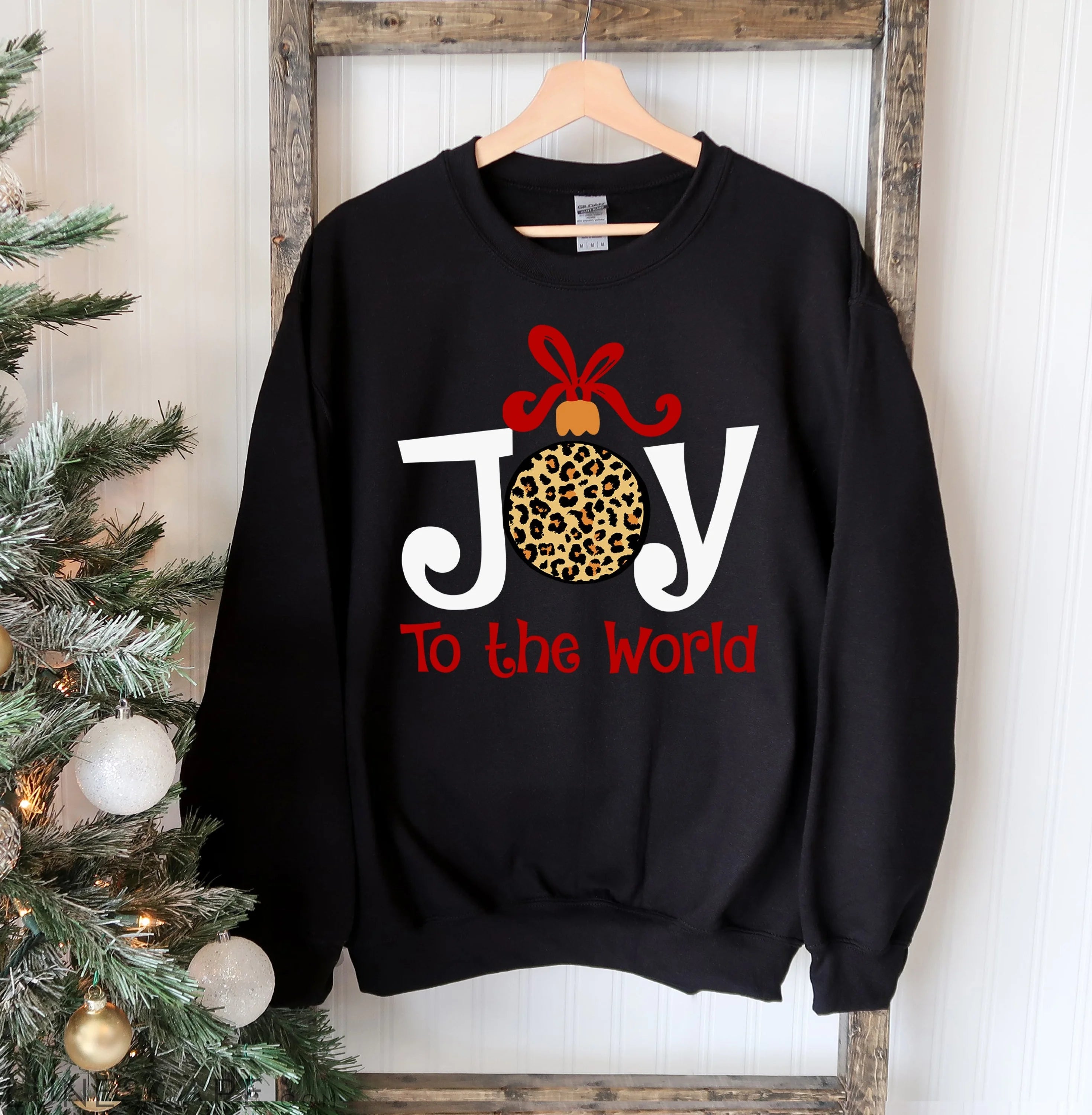 Joy To The World Christmas Sweatshirt LUNESCAPE