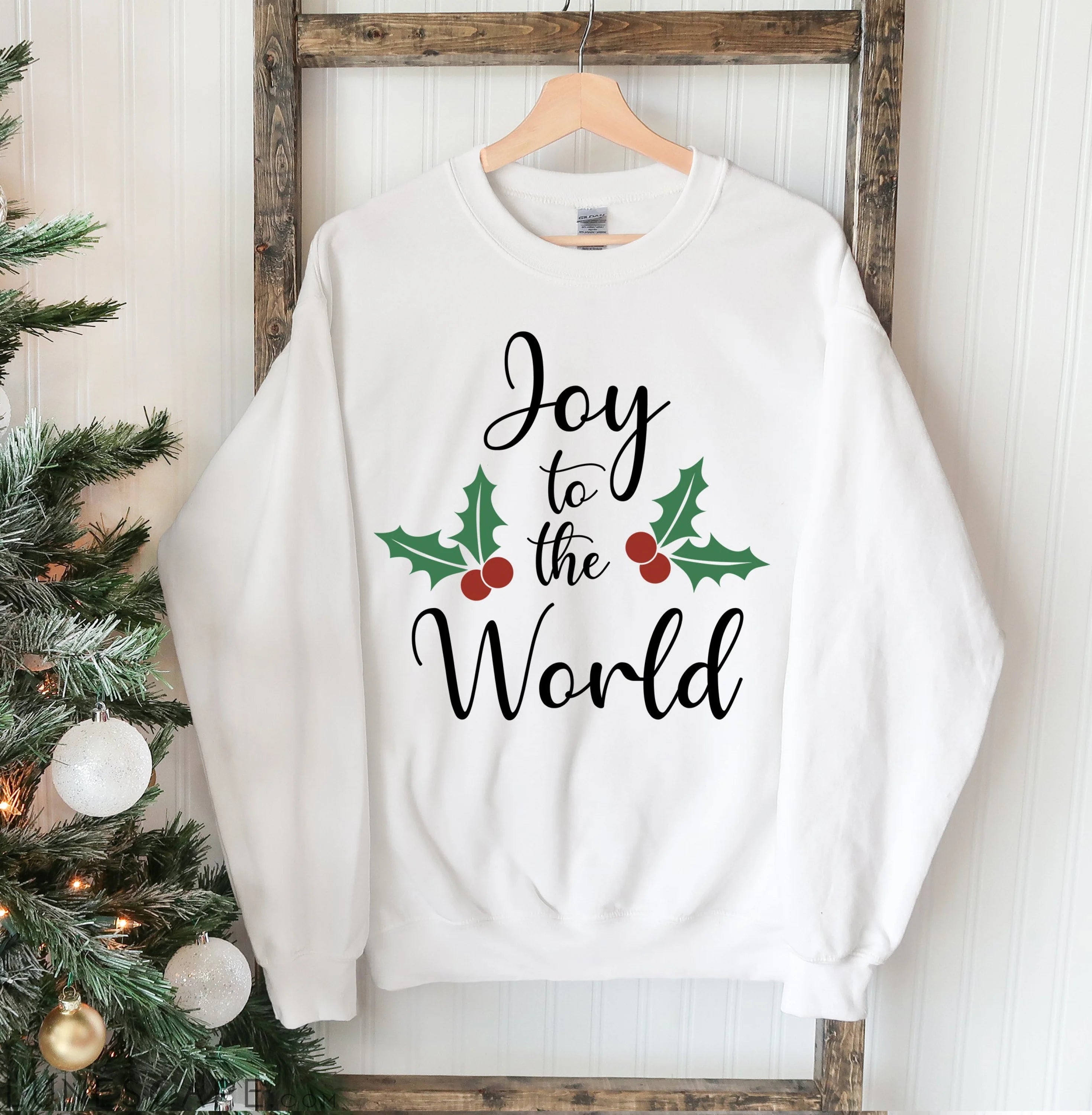 Joy To The World Christmas Sweatshirt LUNESCAPE