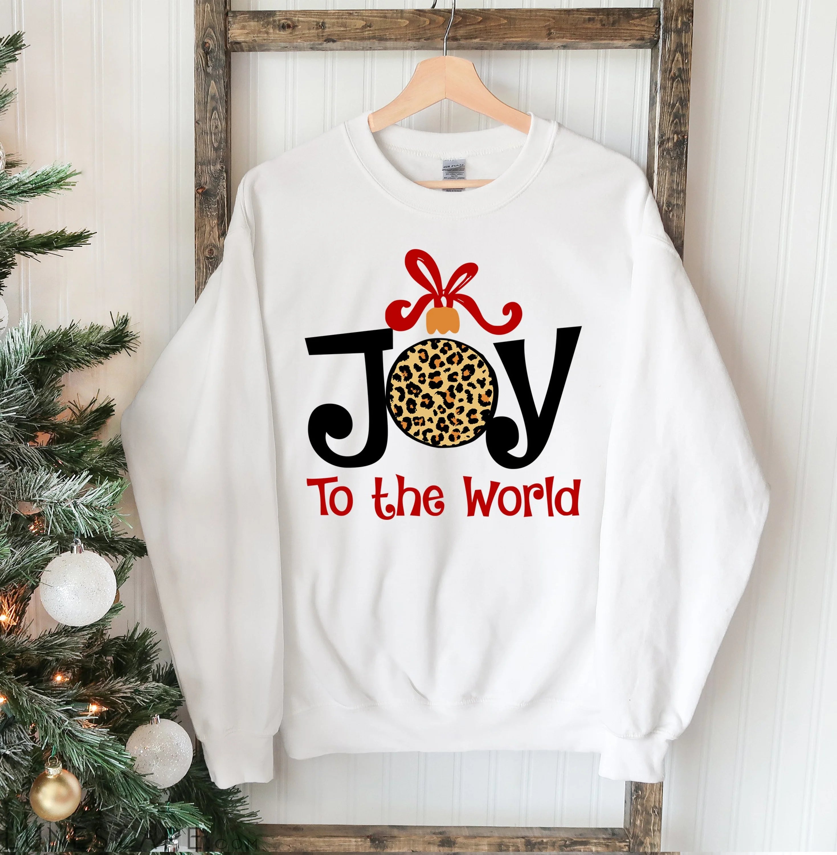 Joy To The World Christmas Sweatshirt LUNESCAPE