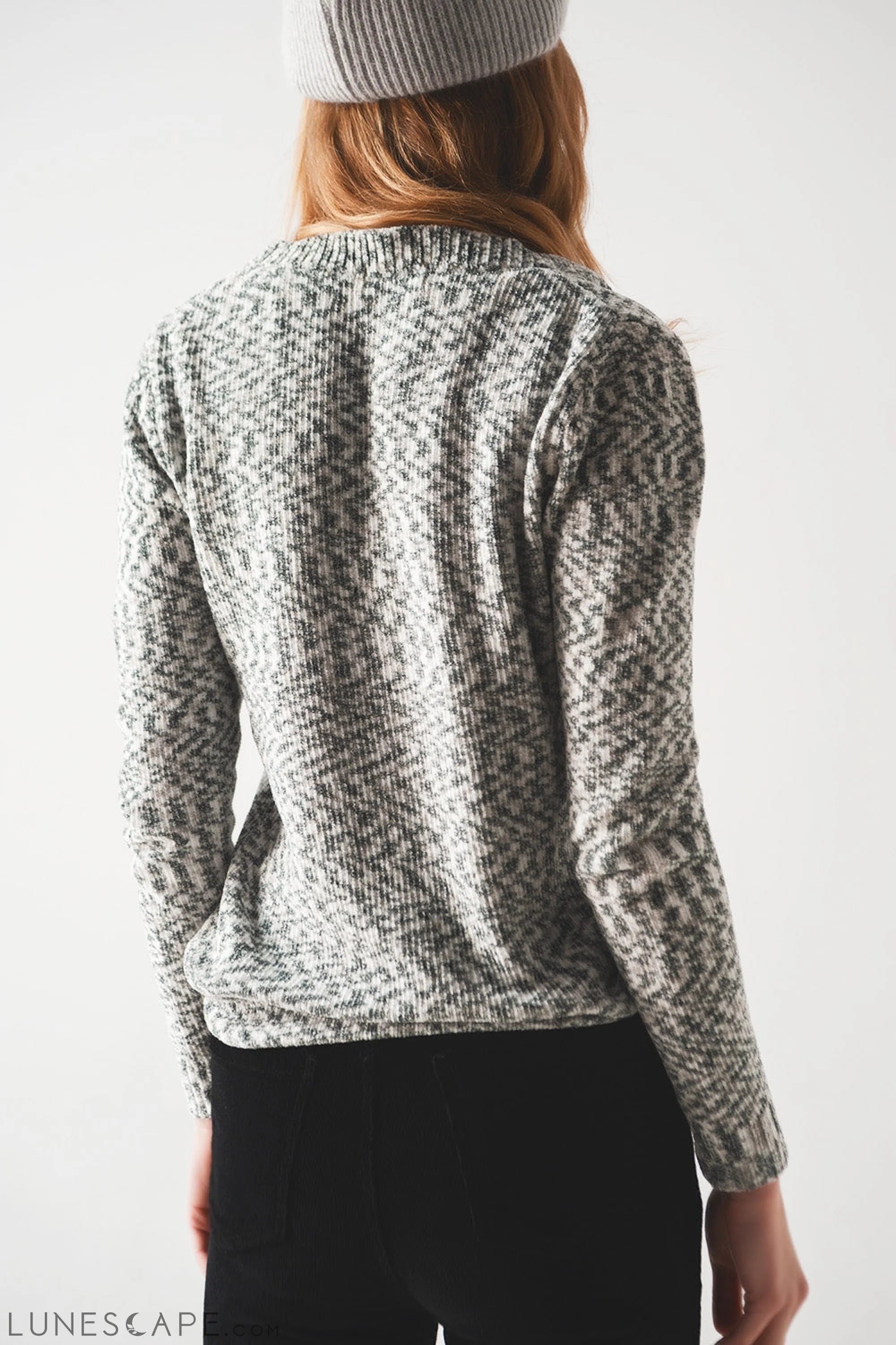 Jumper in Chenille in Black LUNESCAPE