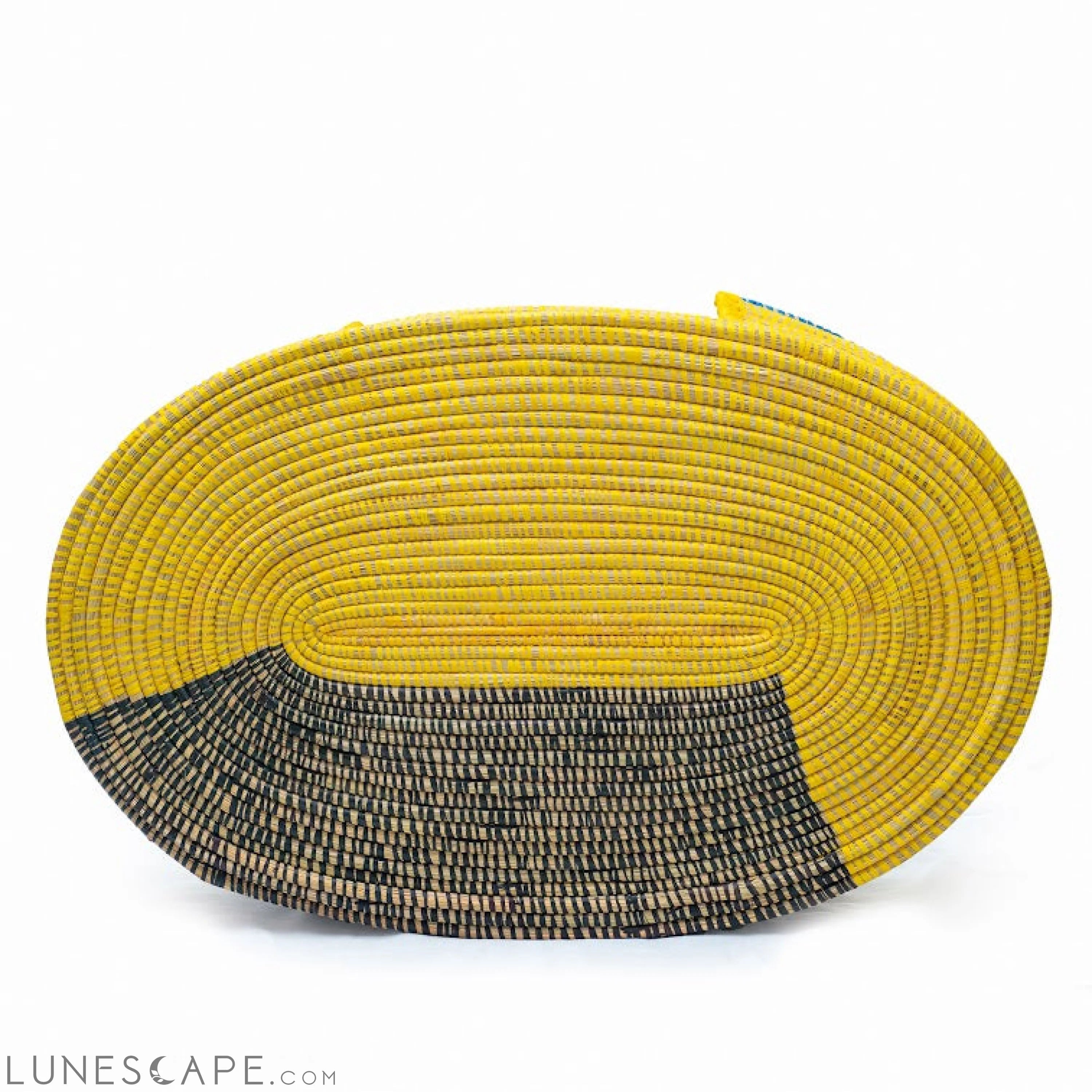 Kahawa Eco-Friendly   Dog Bed LUNESCAPE