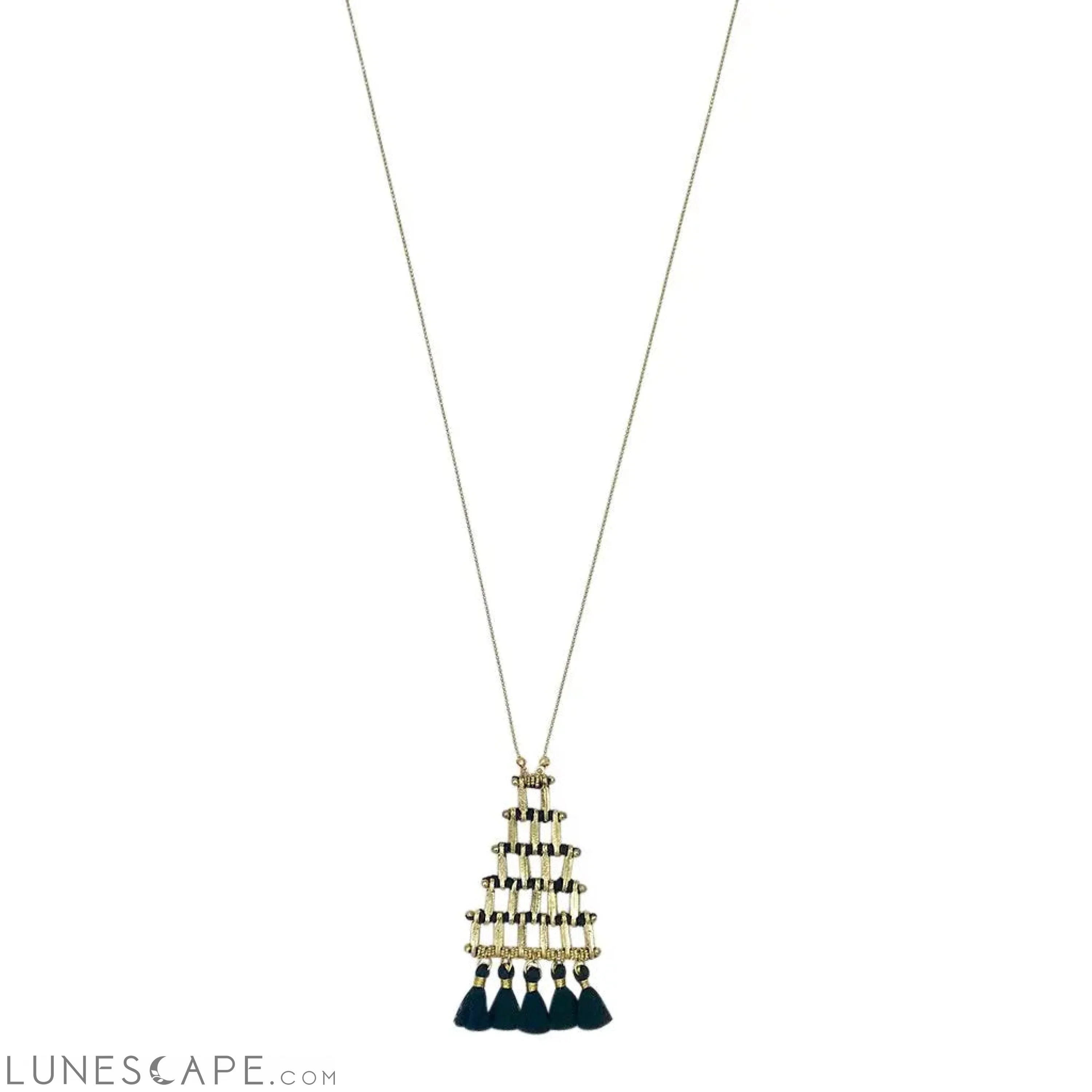 Kai Pyramid Necklace LUNESCAPE