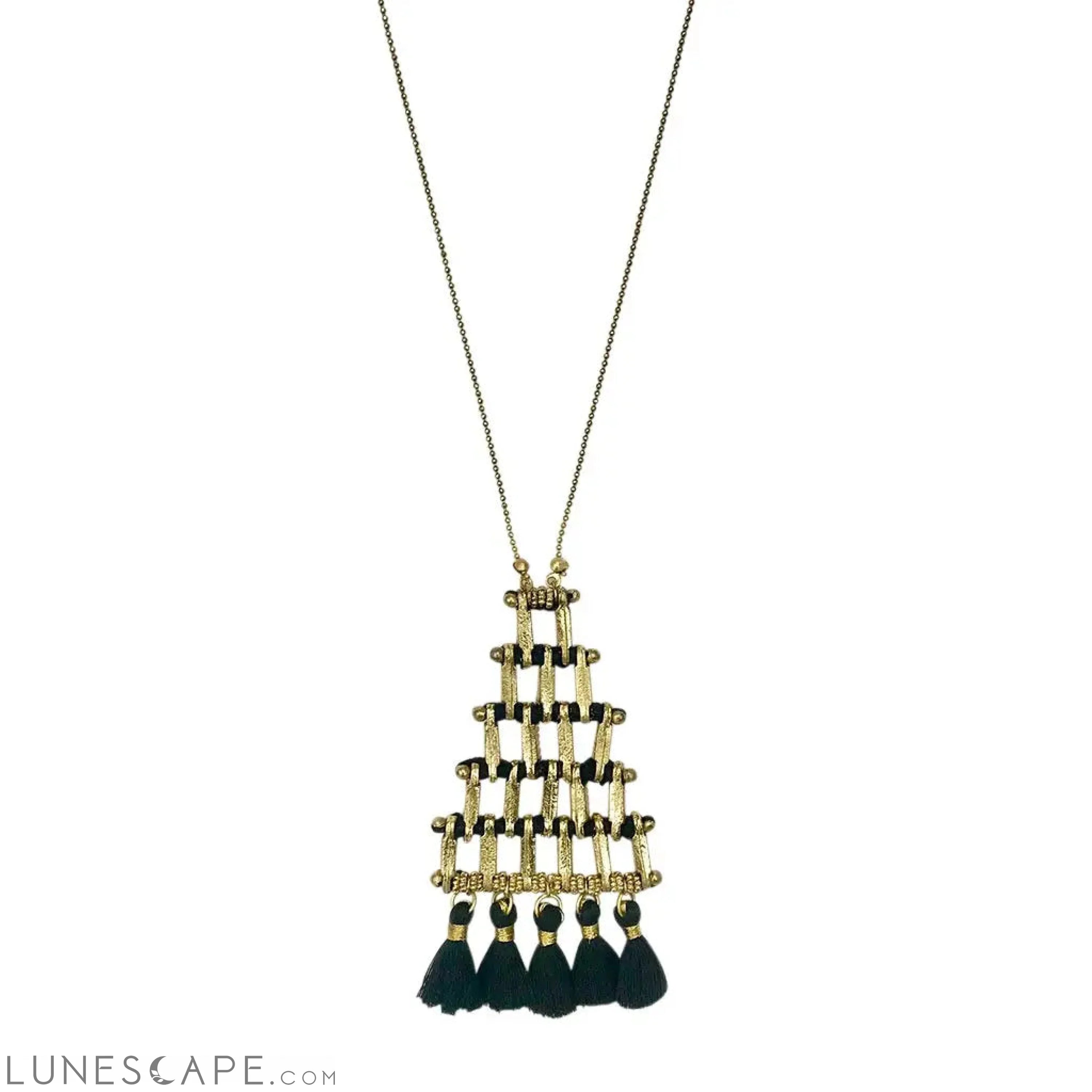 Kai Pyramid Necklace LUNESCAPE