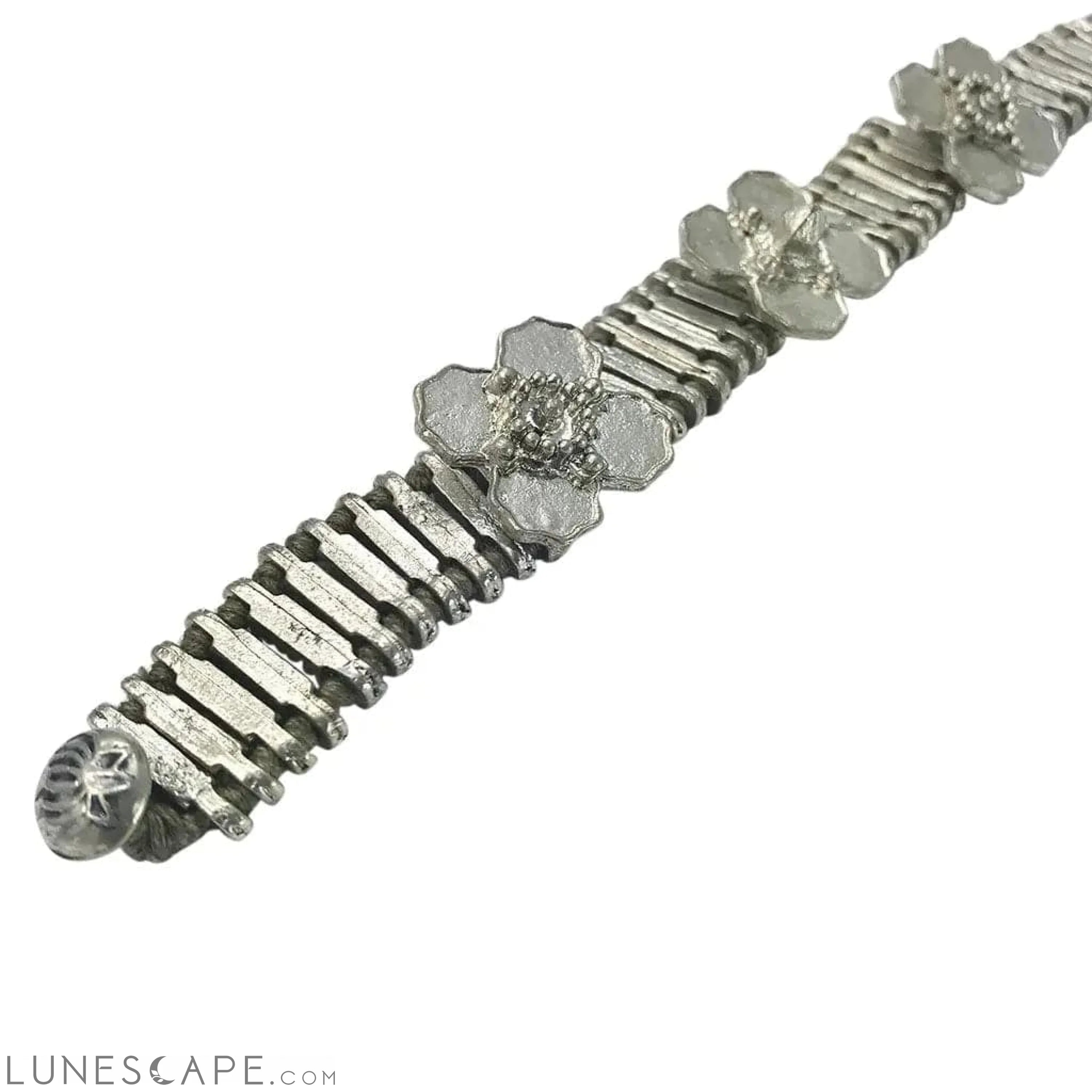 Kali Flower Bracelet LUNESCAPE