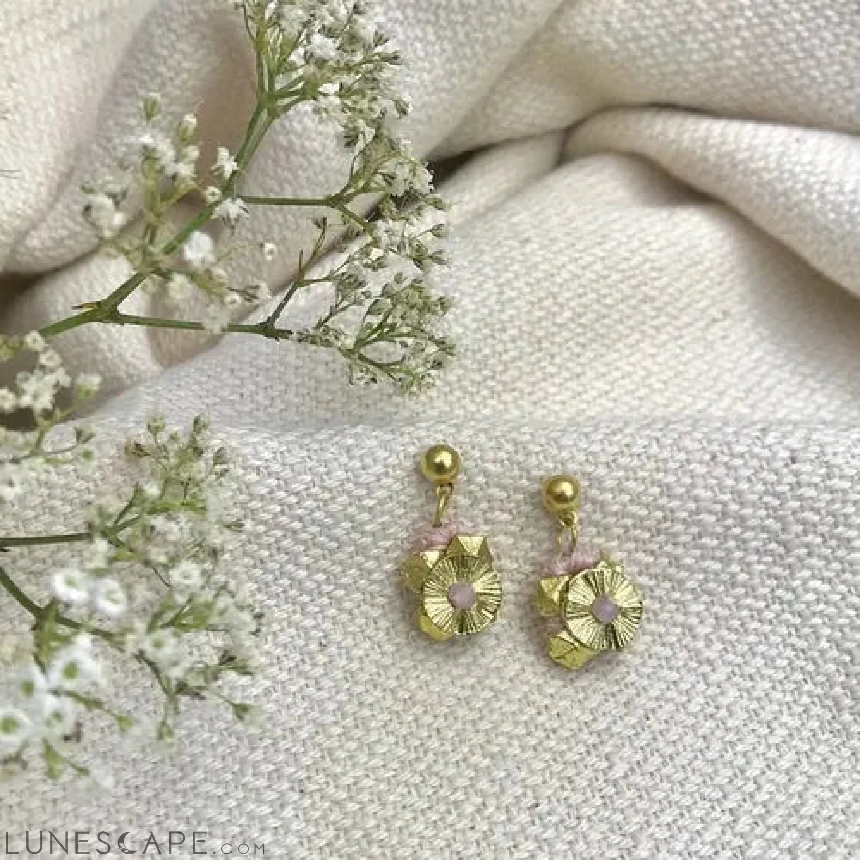 Keya Flower Earrings LUNESCAPE