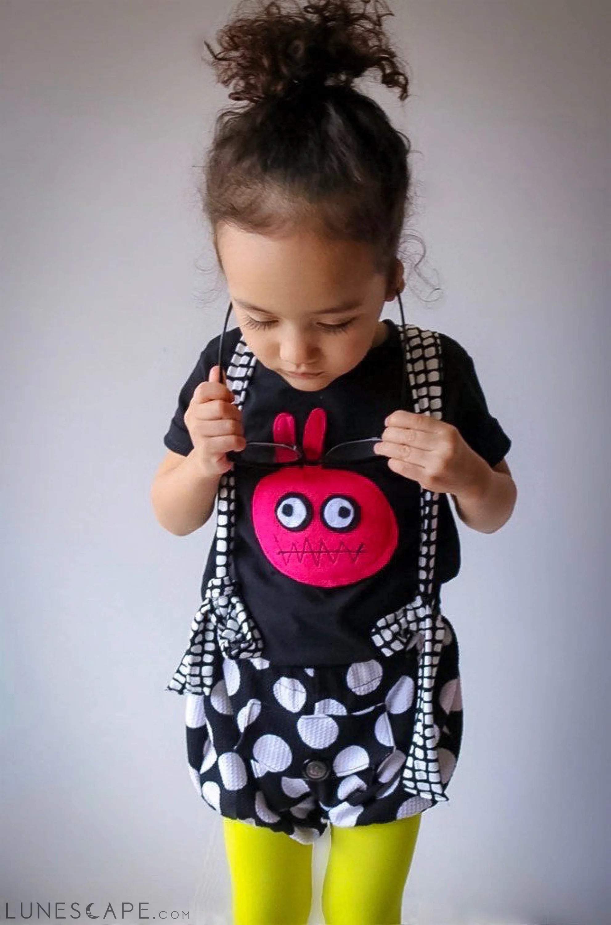 Kids T-Shirt - Bunny Monster - Mi Cielo X Matthew Langille LUNESCAPE
