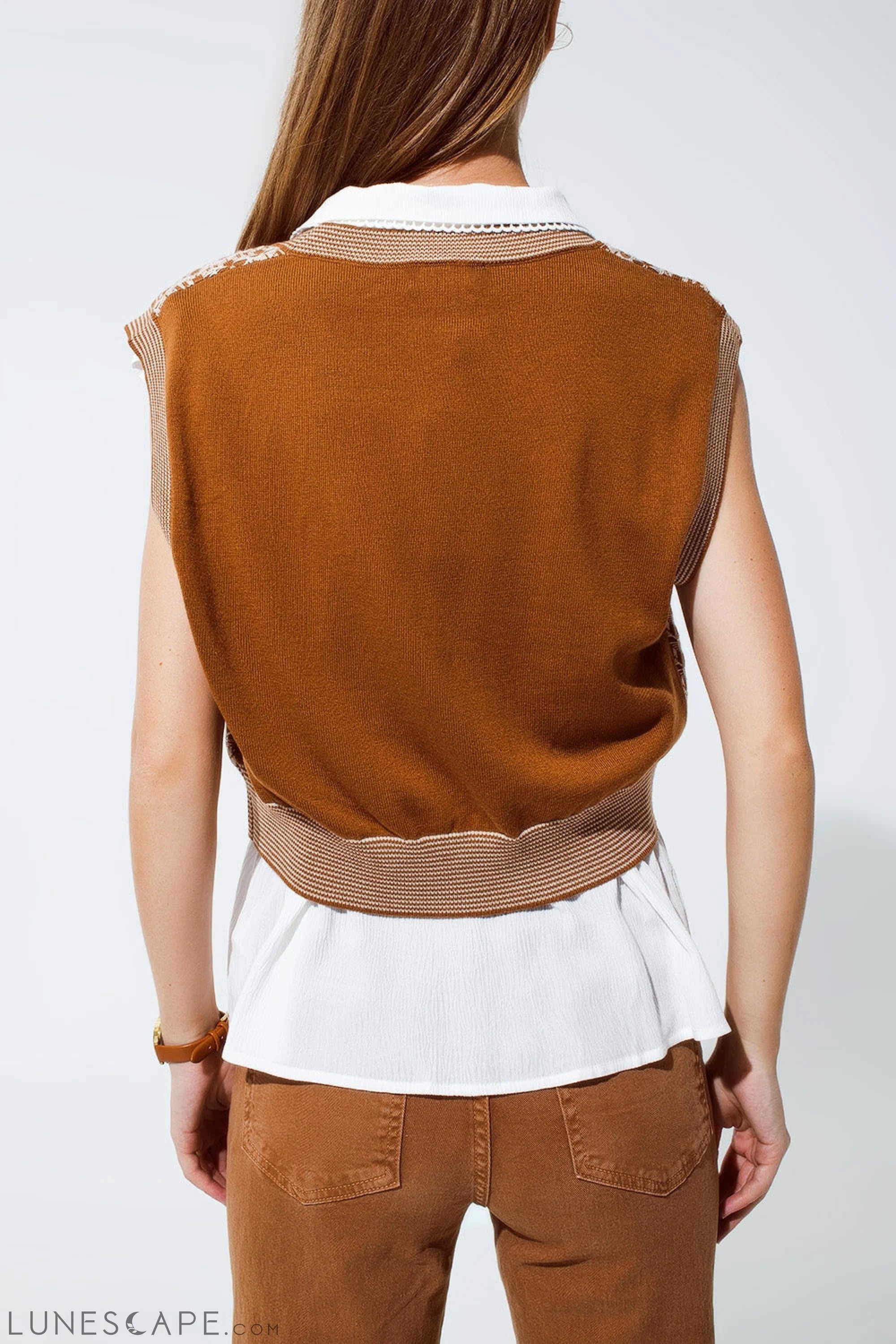 Knitted Cropped Vest With Rib Trim in Brown LUNESCAPE
