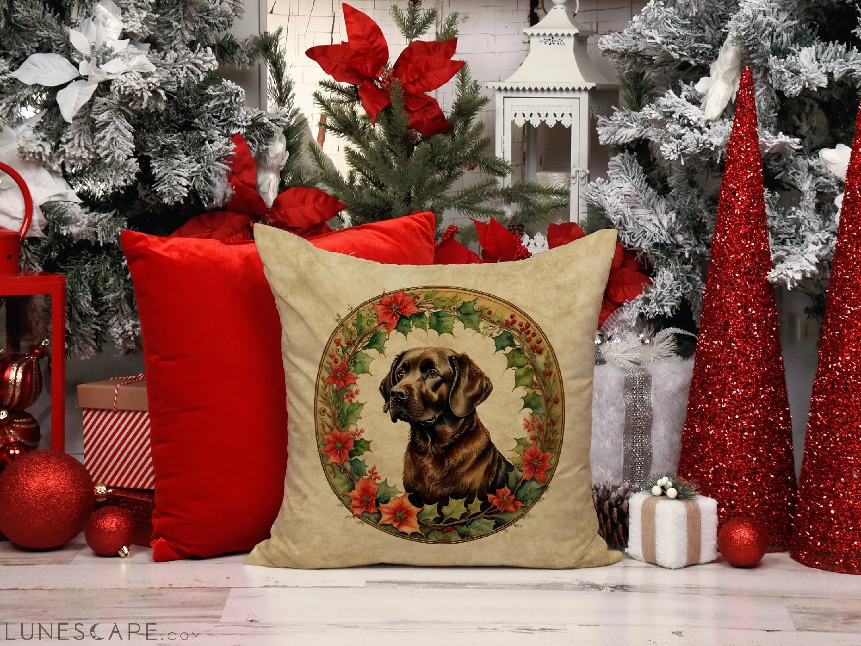 Labrador Retriever Christmas Flowers Throw Pillow LUNESCAPE