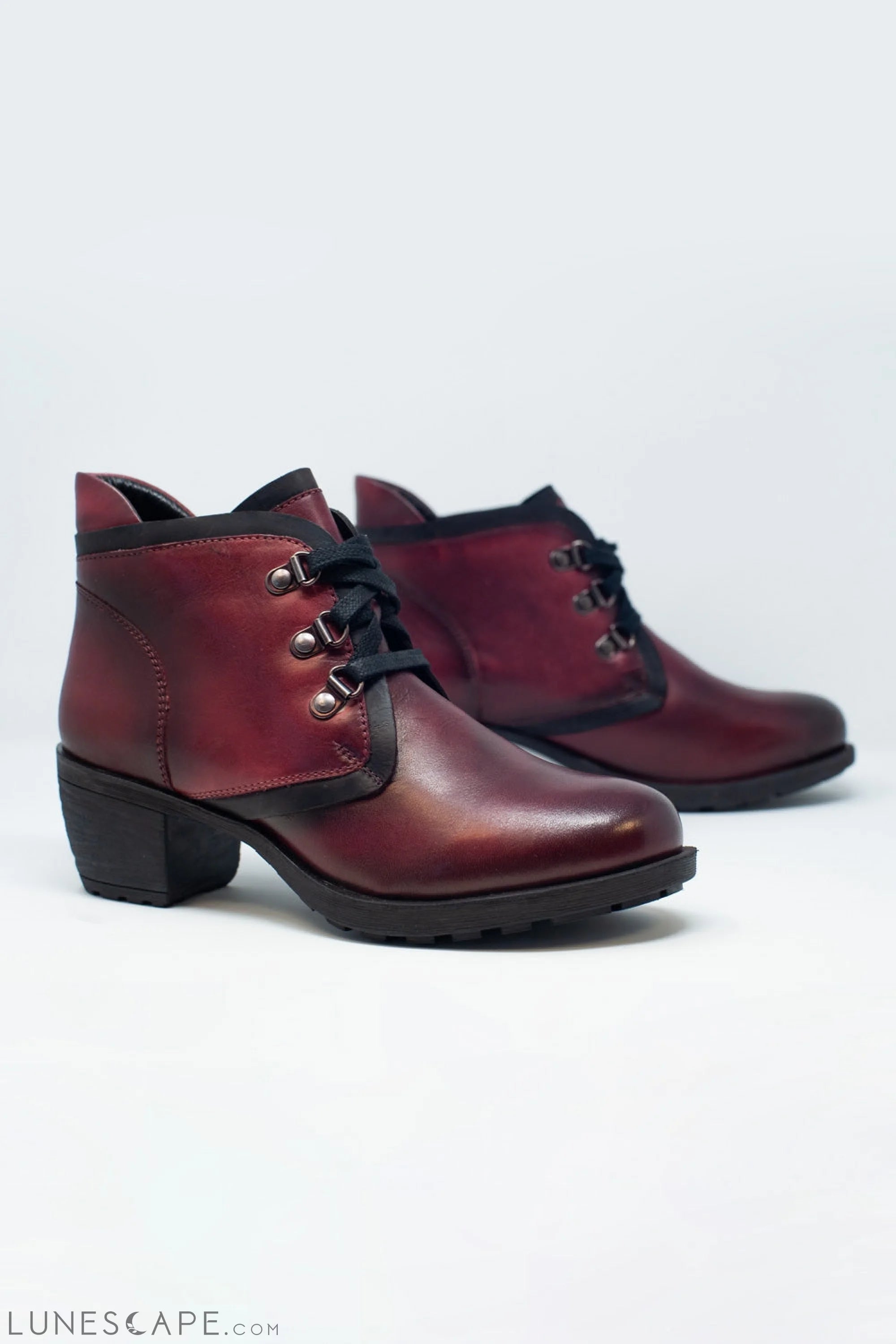 Lace Up Boot in Maroon LUNESCAPE