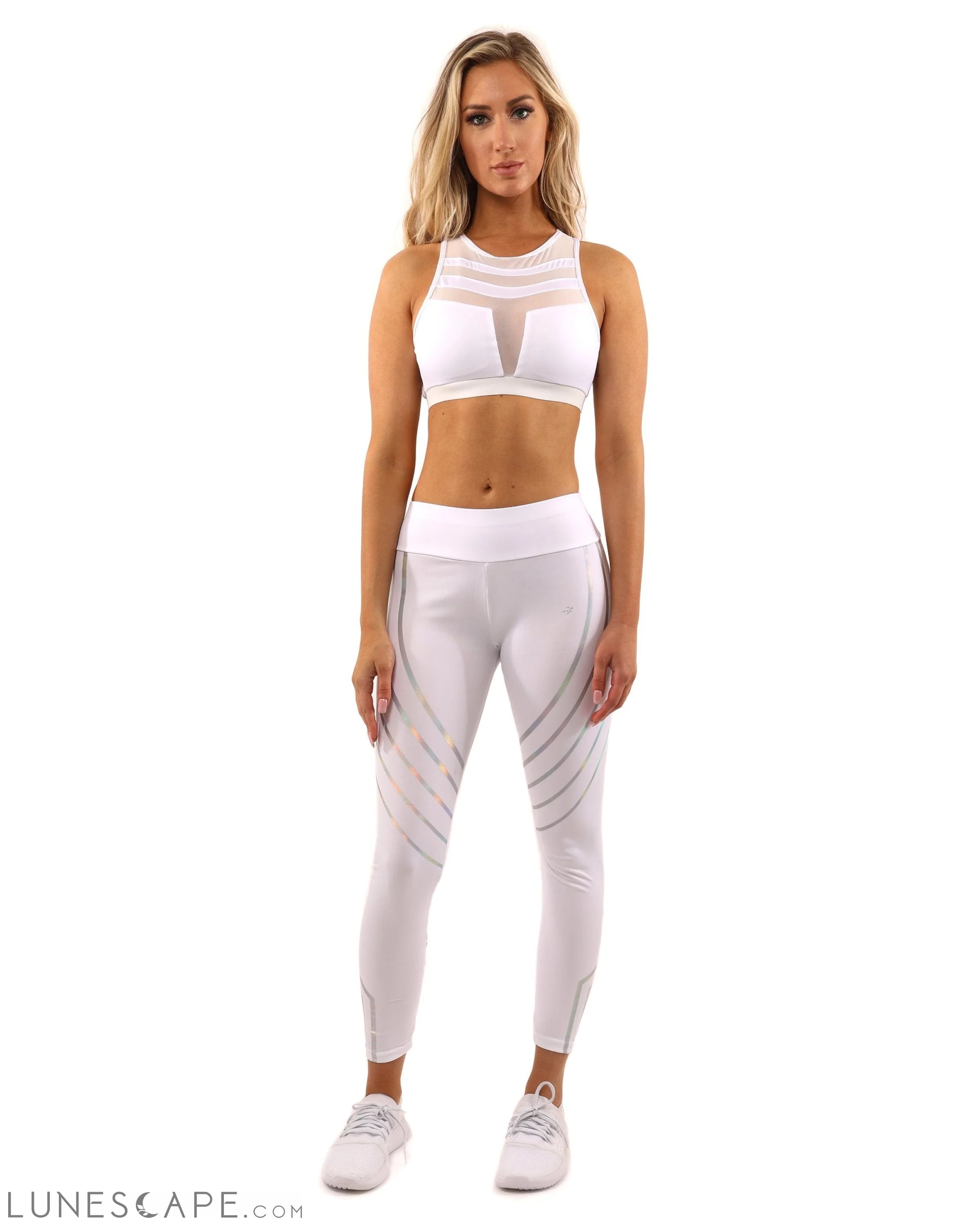 Laguna Sports Bra - White LUNESCAPE