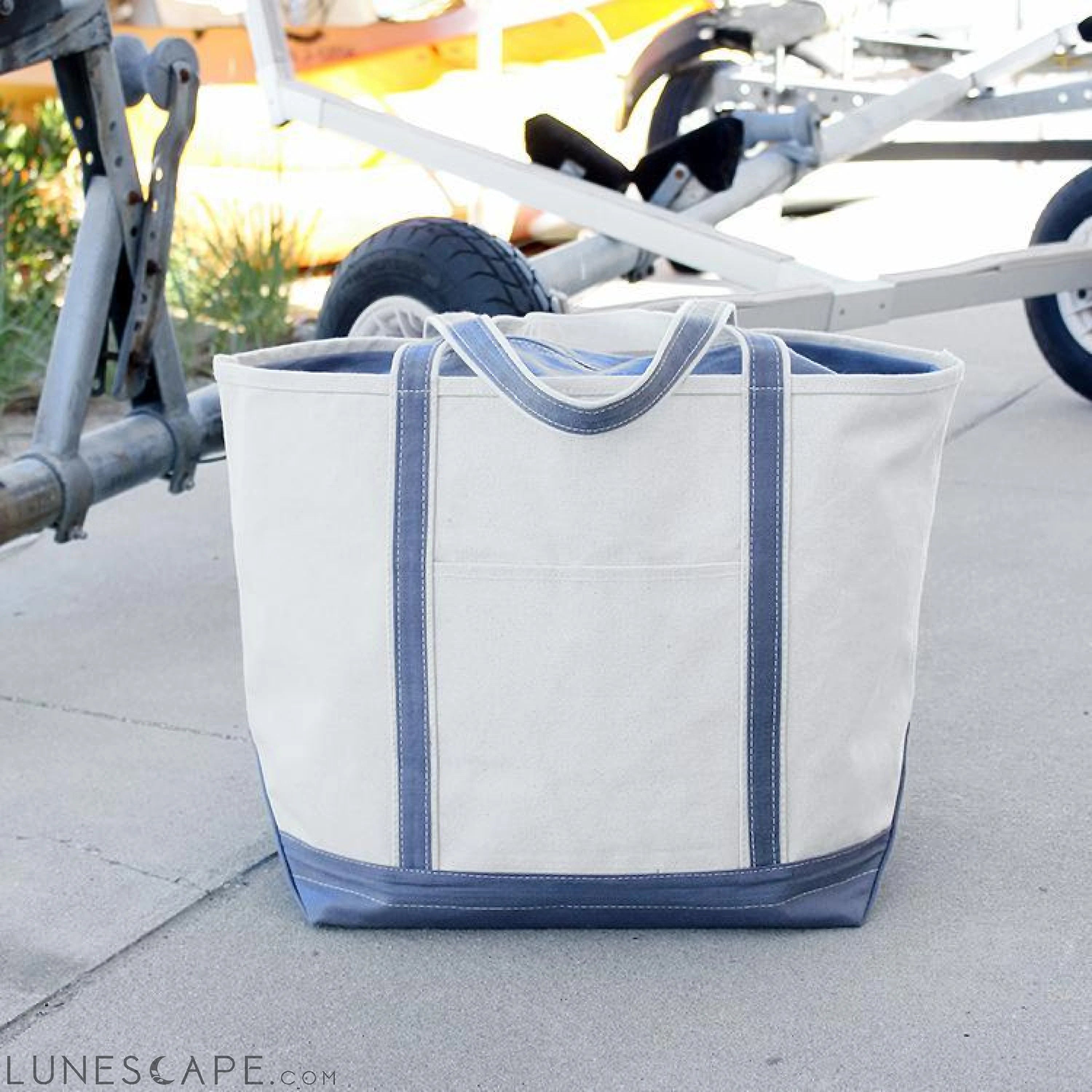 Large Classic Boat Tote LUNESCAPE