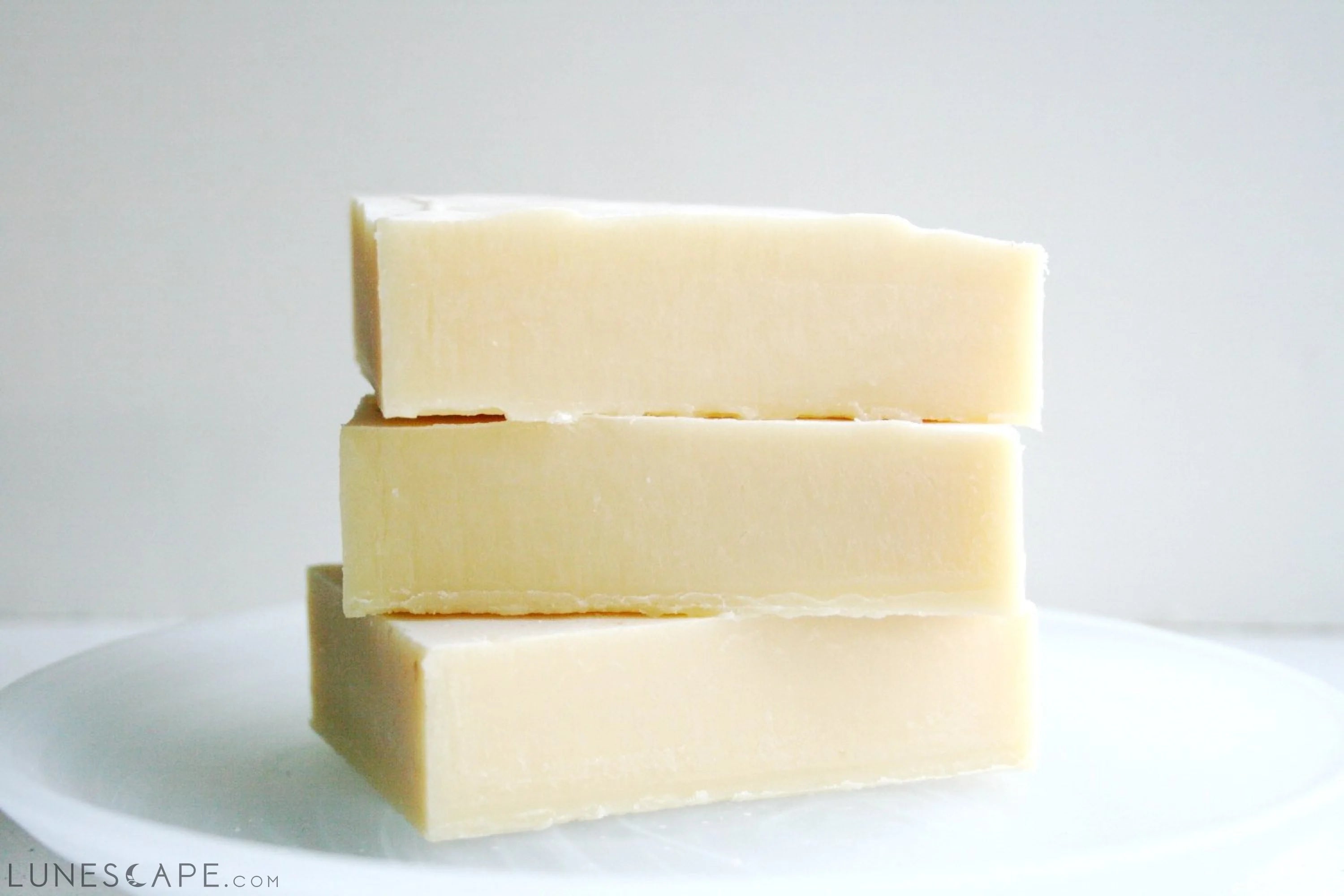 Lavender Tea Tree Shampoo -  Gluten Free Shampoo LUNESCAPE