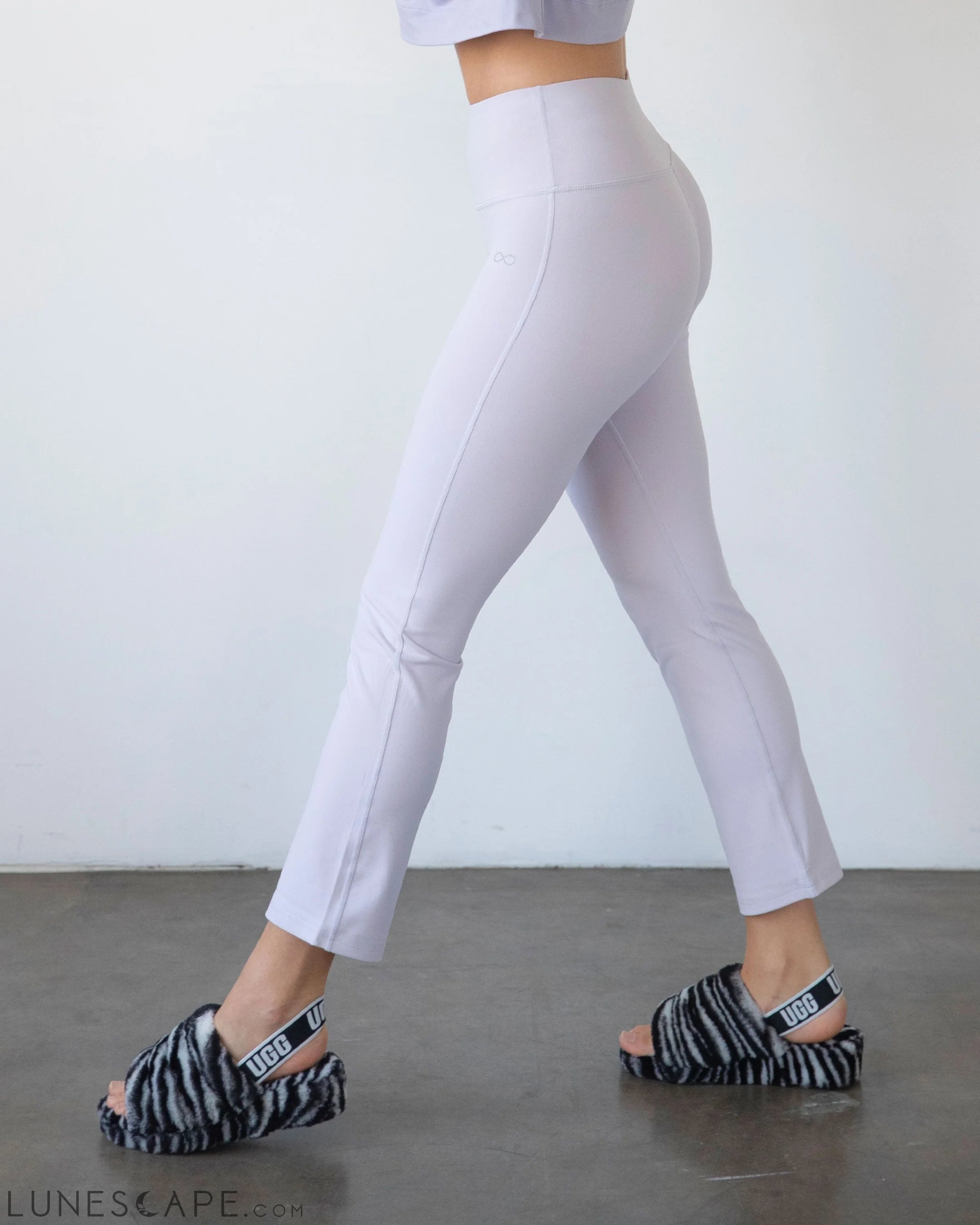 Lexi Bootcut Cloudlux Leggings 25.5" LUNESCAPE