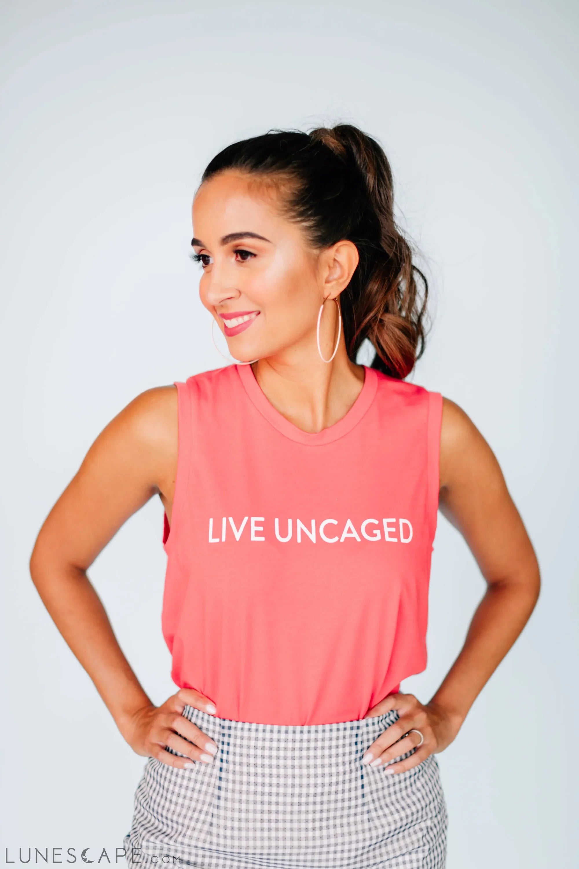 Life Uncaged Tank LUNESCAPE