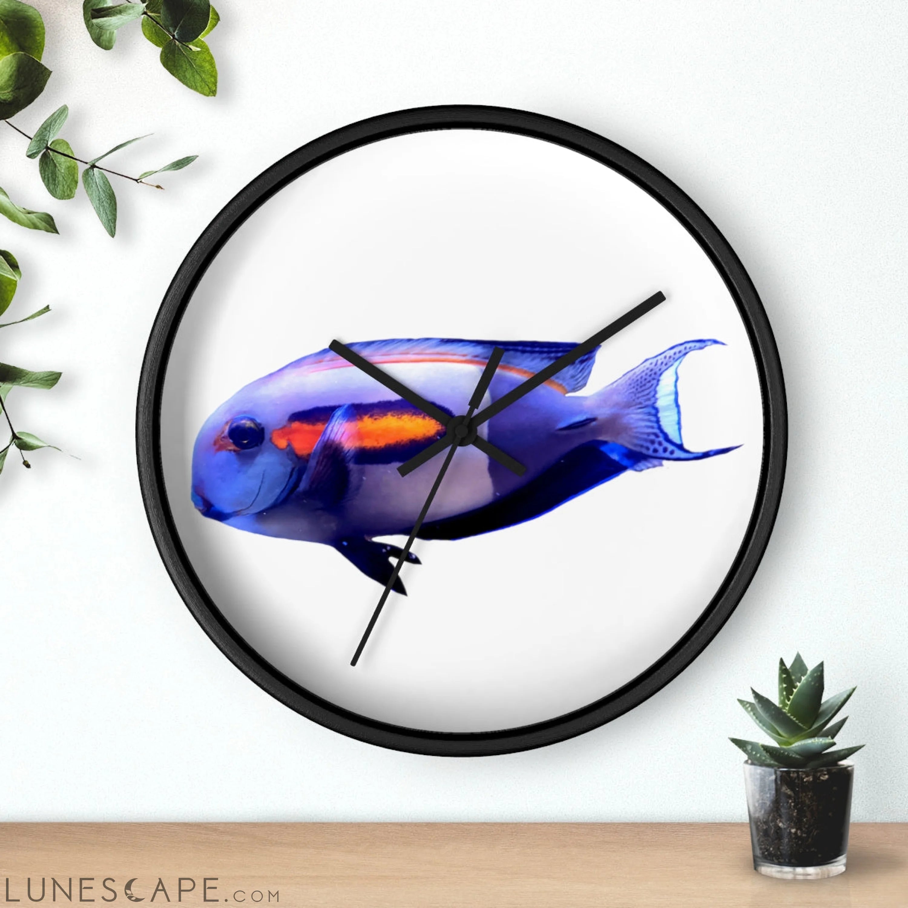Light White Fish Wall clock LUNESCAPE