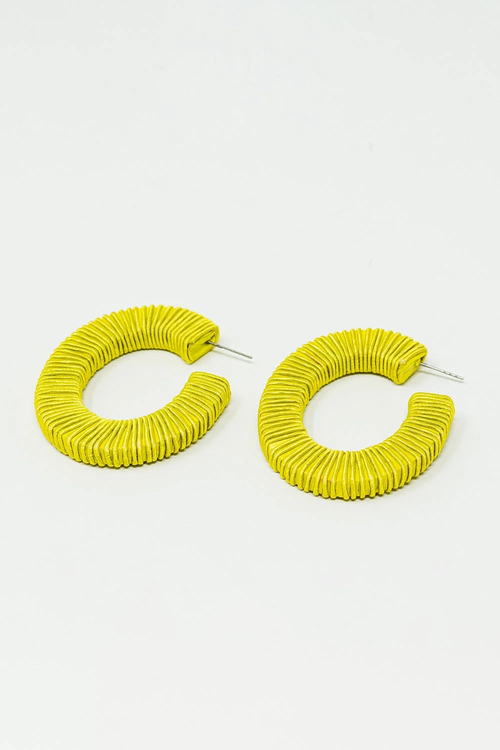 Lime Hoop Earrings With Woven Pattern LUNESCAPE