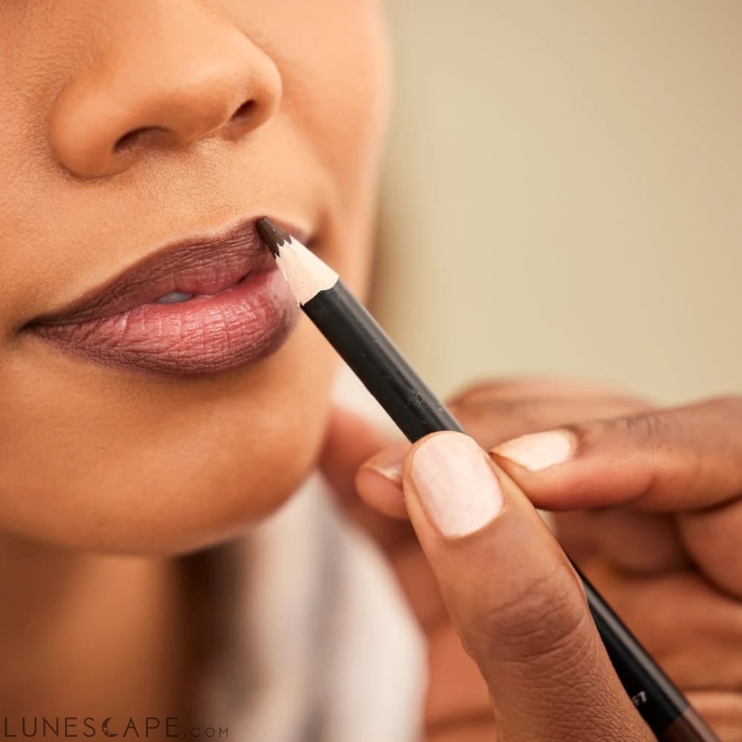 Lip Liner Pencil LUNESCAPE