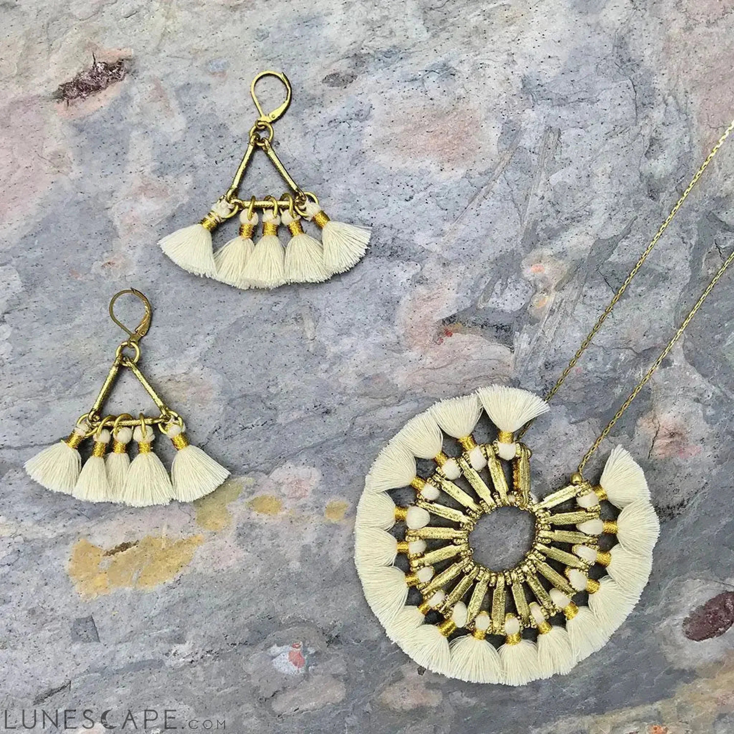 Lola Fan Earrings LUNESCAPE