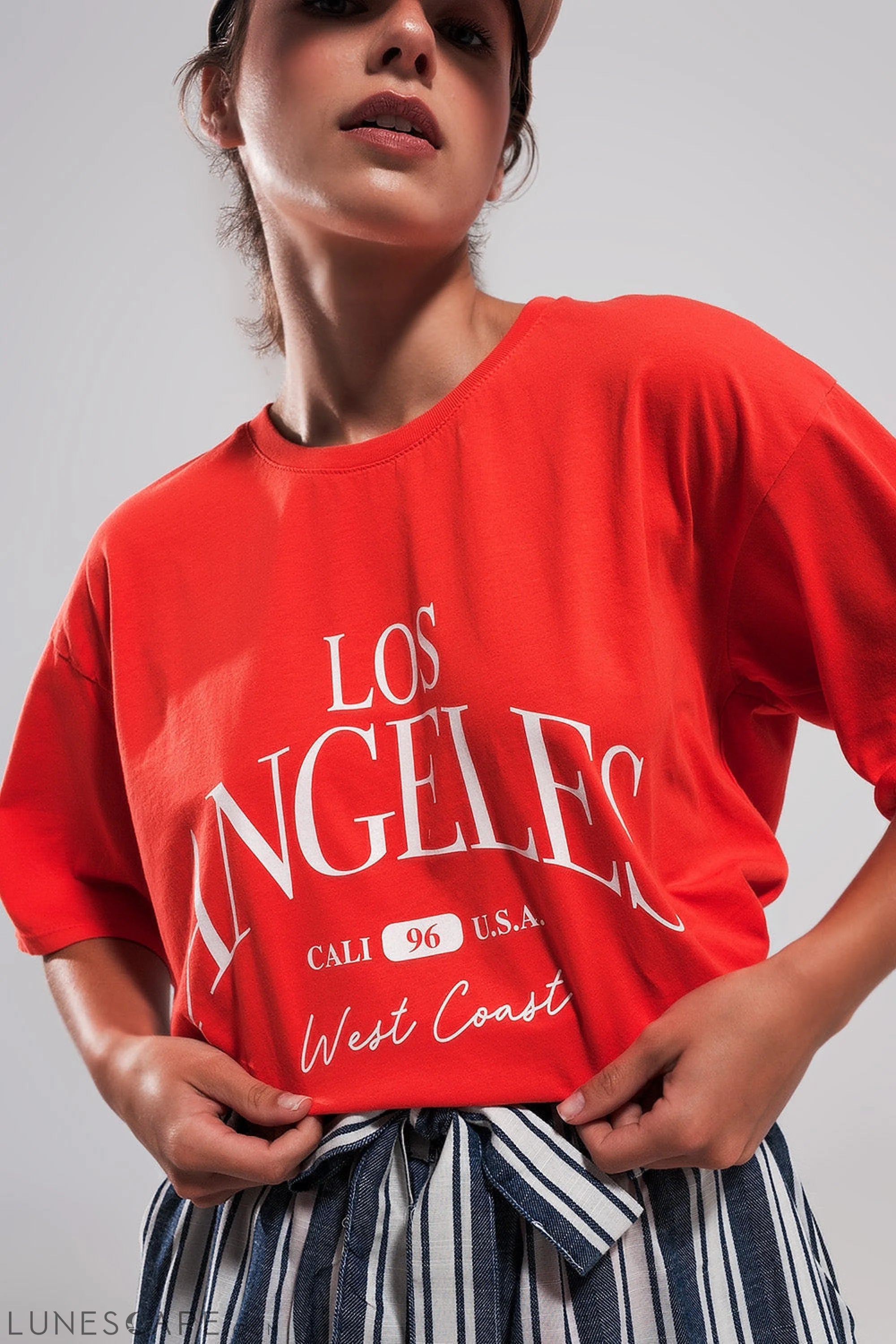 Los Angeles Slogan T Shirt in Red LUNESCAPE