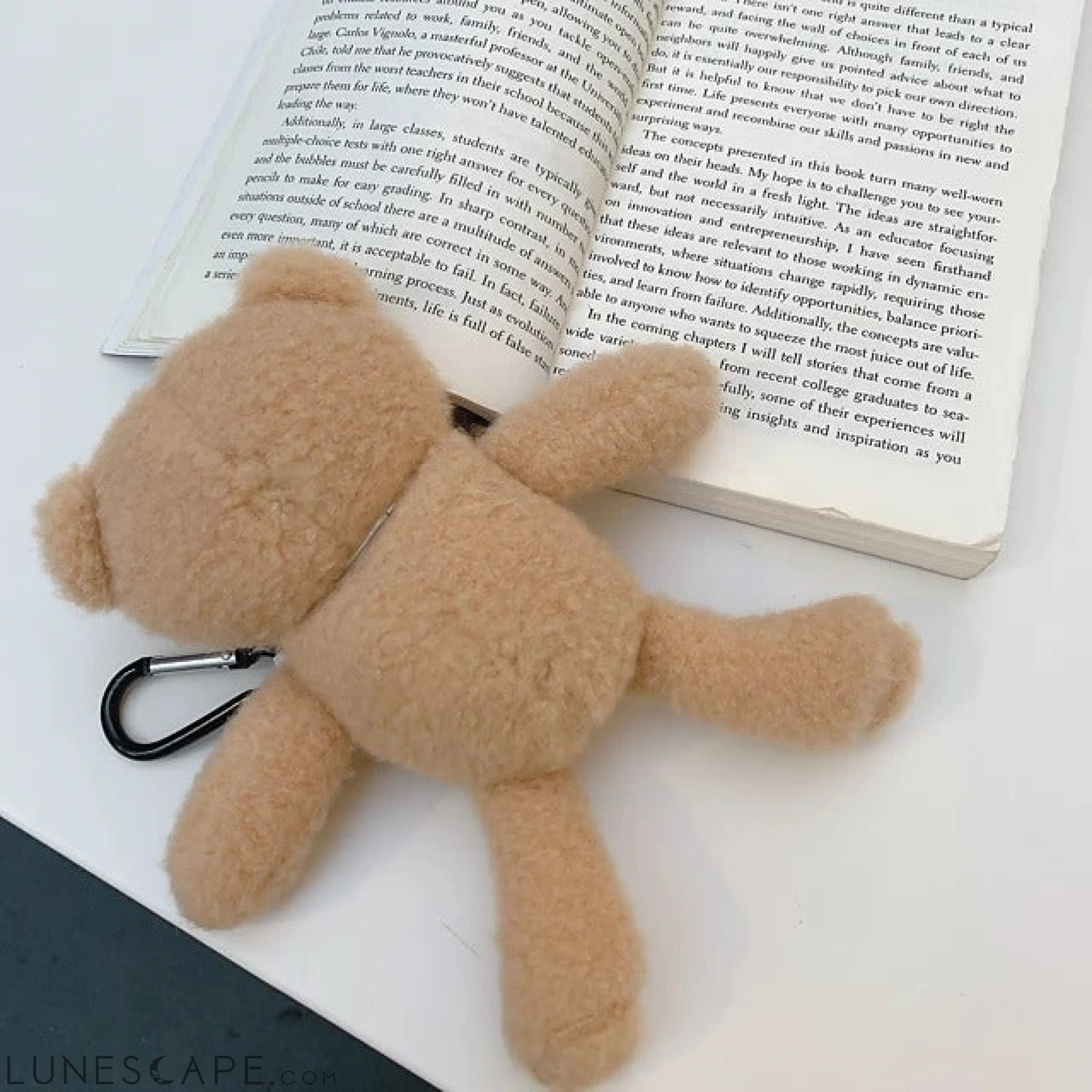 Lovely Bear AirPods Case LUNESCAPE