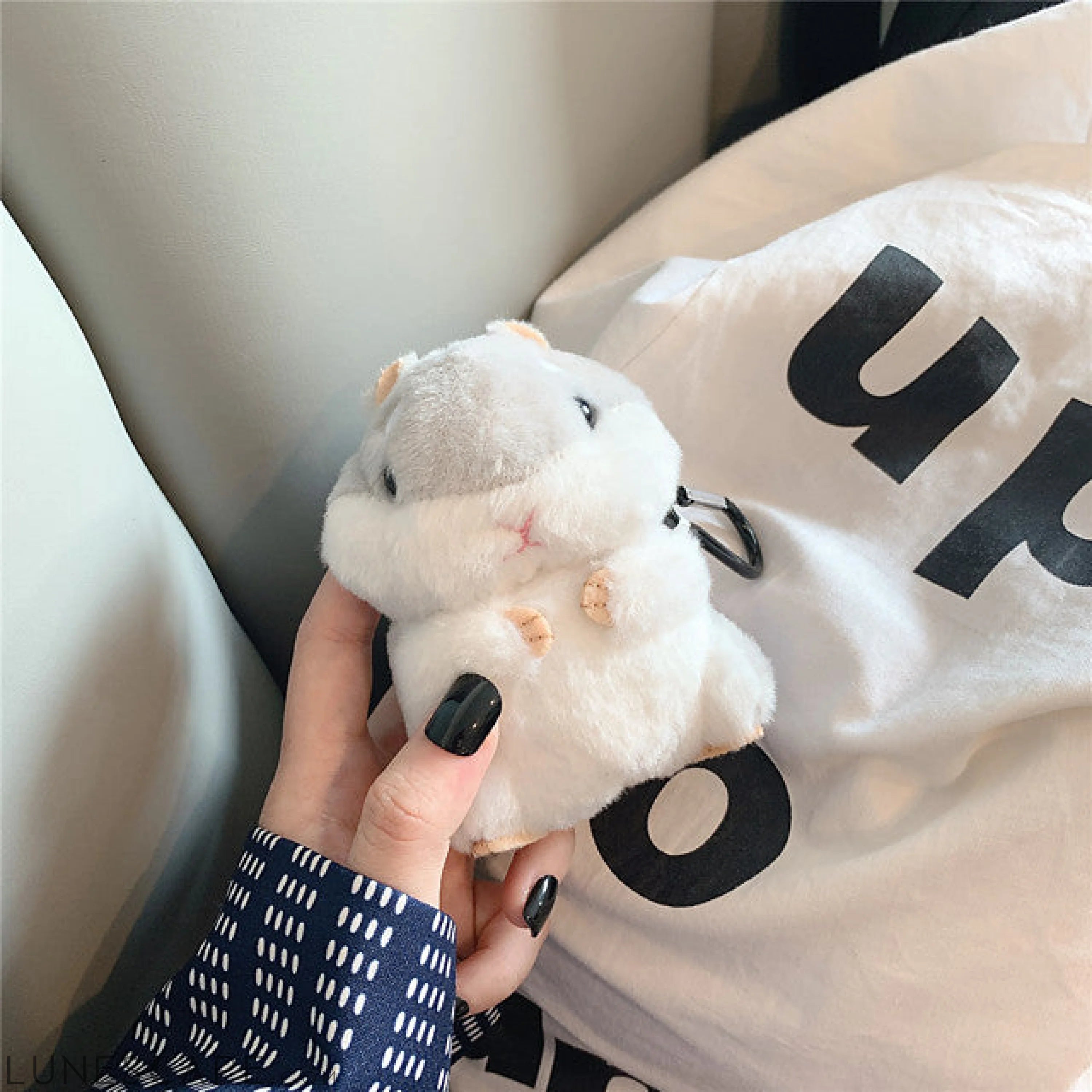 Lovely Hamster Modeling Earphone Protective Shell LUNESCAPE